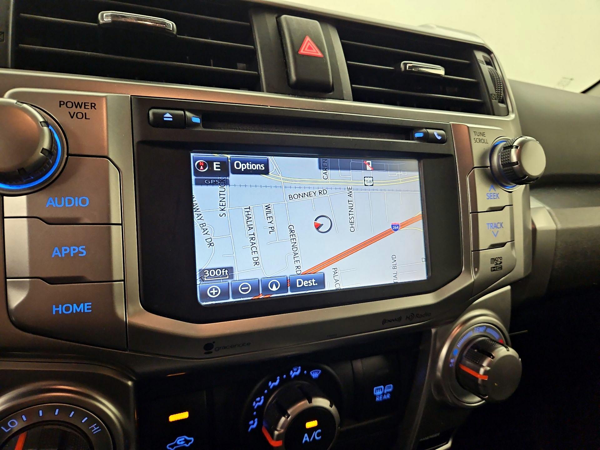 Thumbnail: 2016 Toyota 4Runner - 14