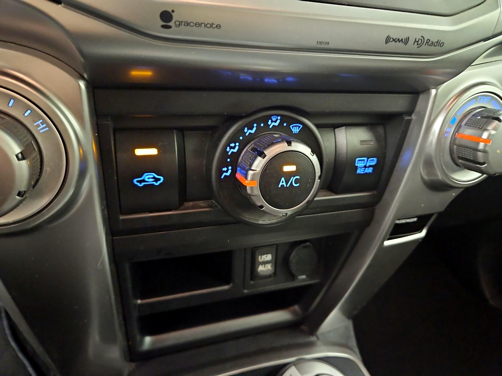 Thumbnail: 2016 Toyota 4Runner - 17