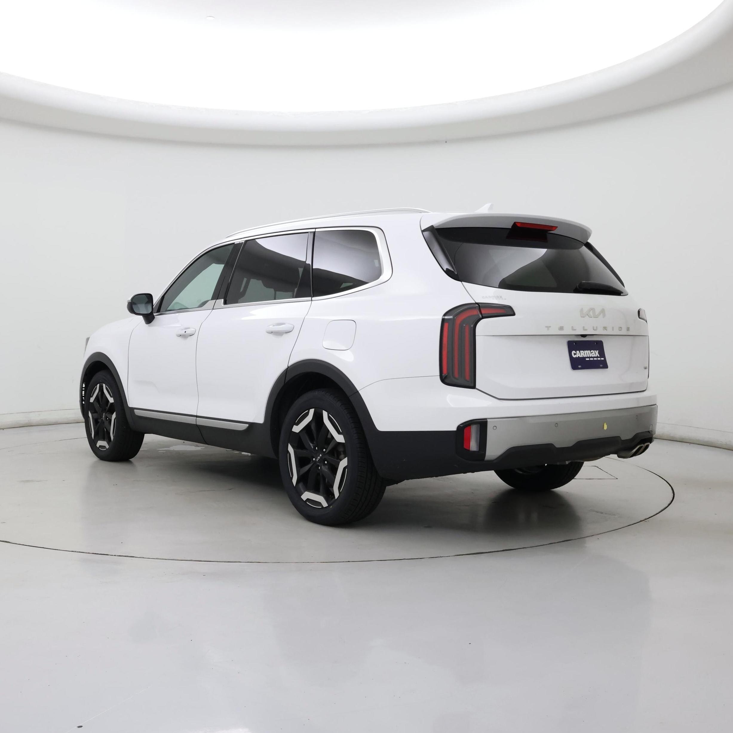 Thumbnail: 2023 Kia Telluride - 2