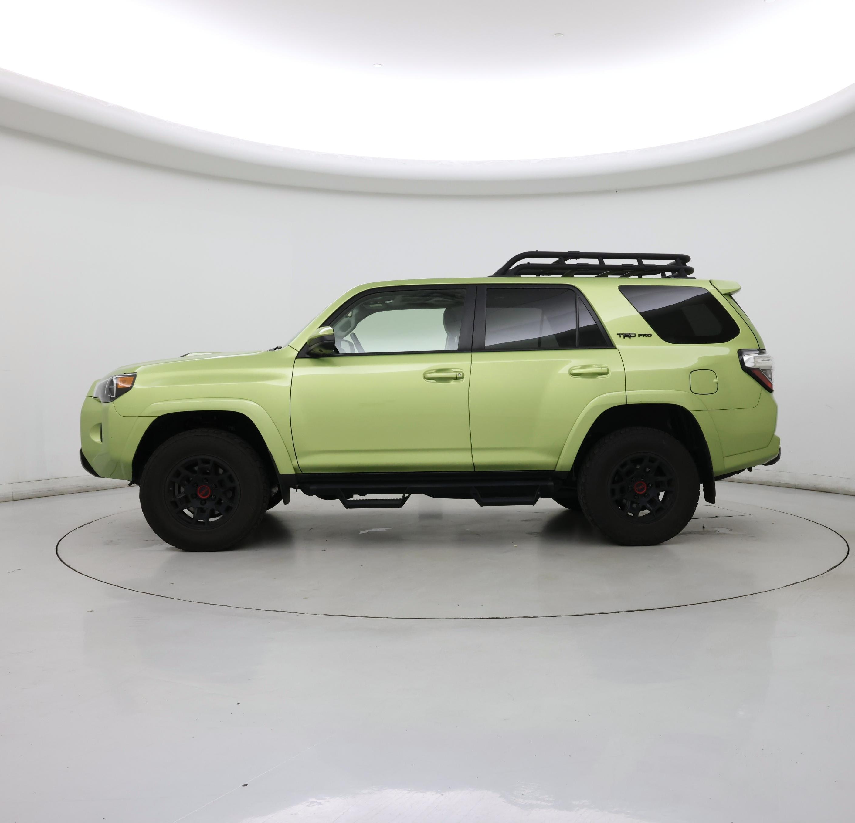 Thumbnail: 2022 Toyota 4Runner - 3