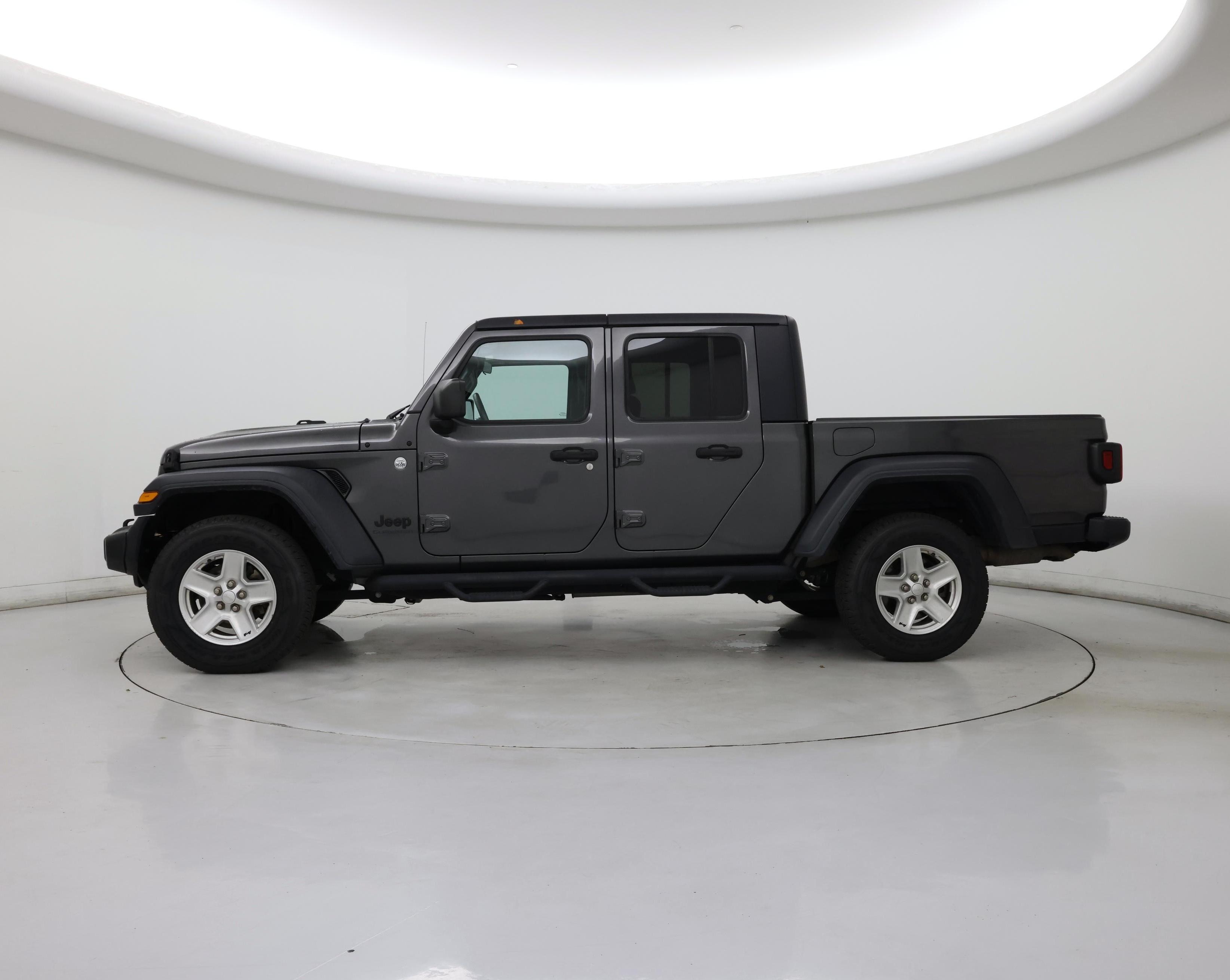 Thumbnail: 2020 Jeep Gladiator - 3
