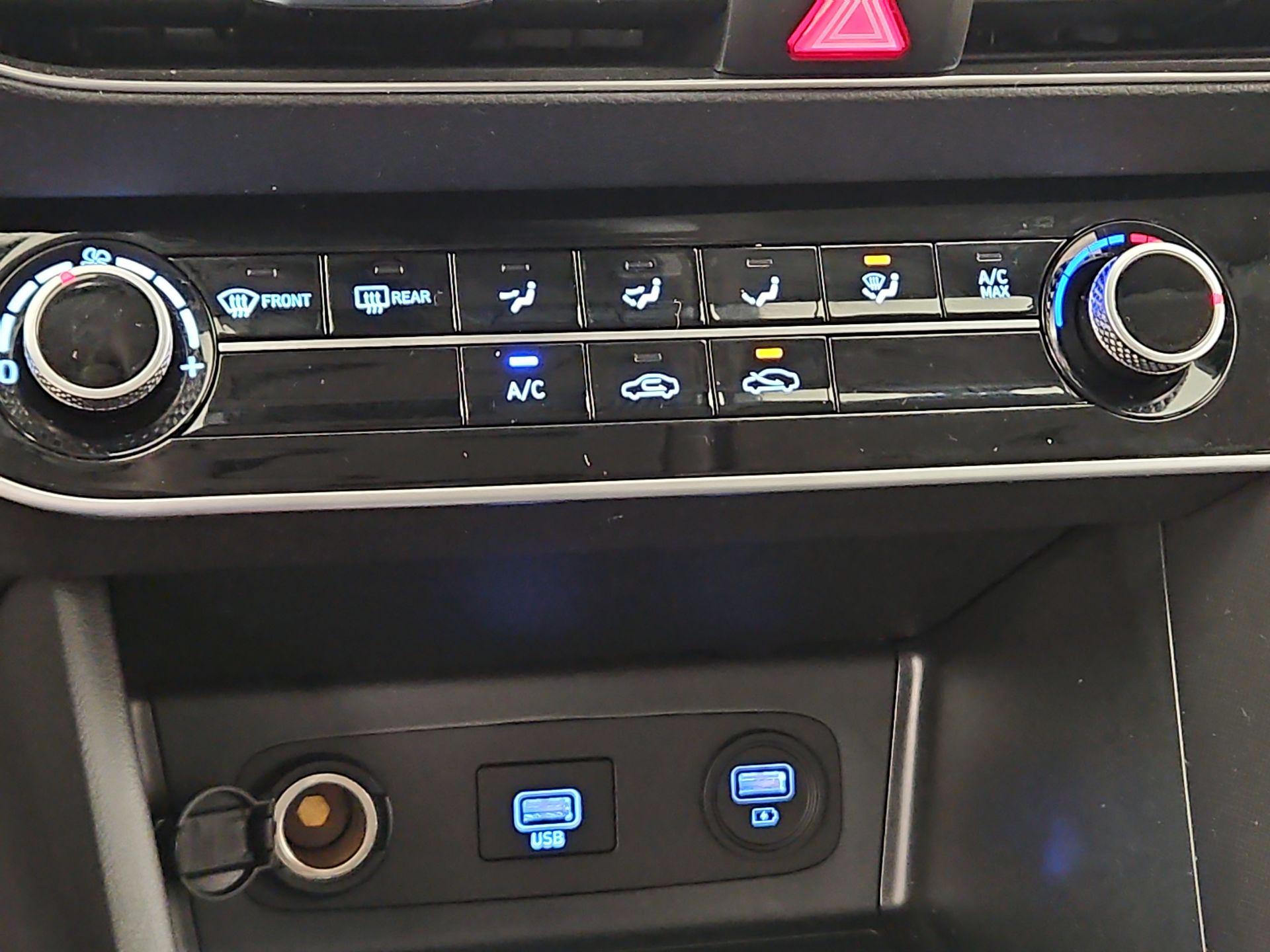 Thumbnail: 2023 Hyundai Sonata - 16