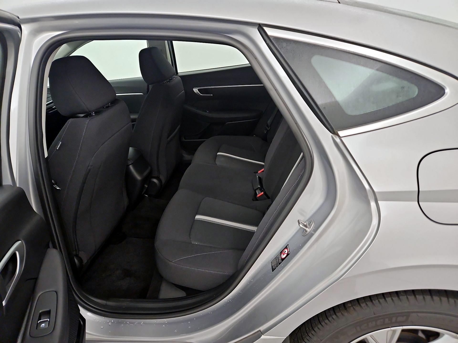 Thumbnail: 2023 Hyundai Sonata - 19