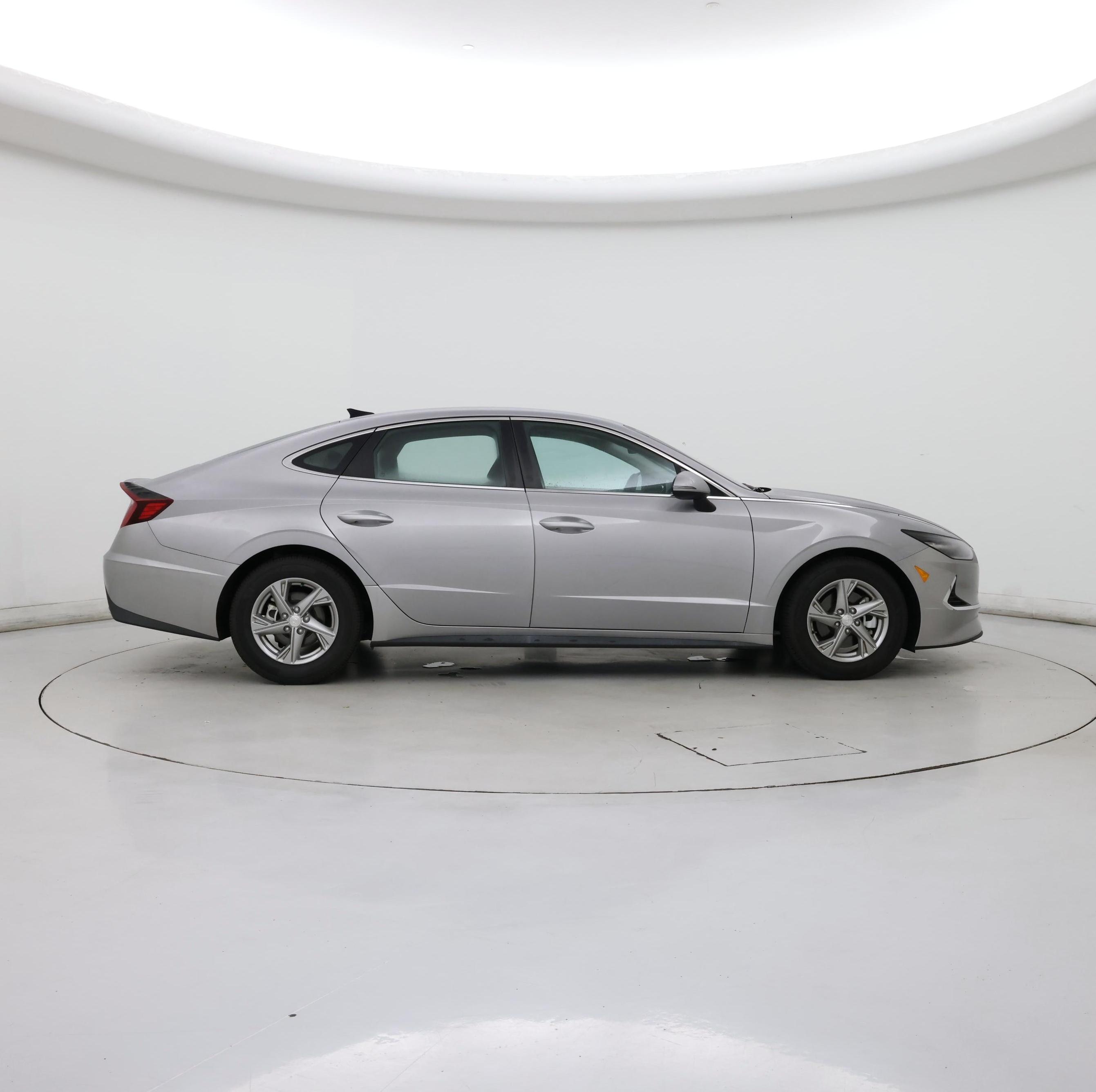 Thumbnail: 2023 Hyundai Sonata - 7