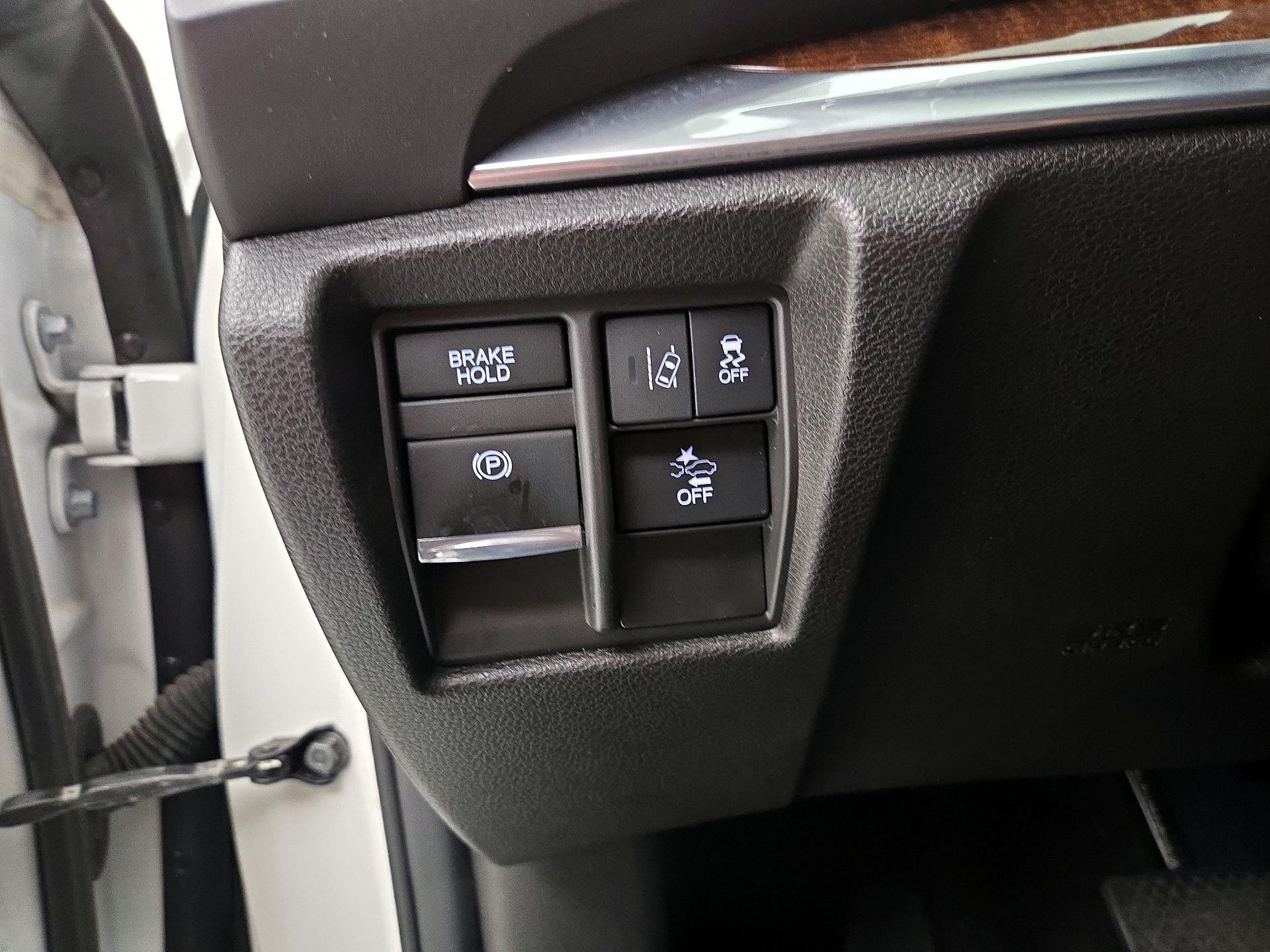 Thumbnail: 2017 Acura MDX - 13
