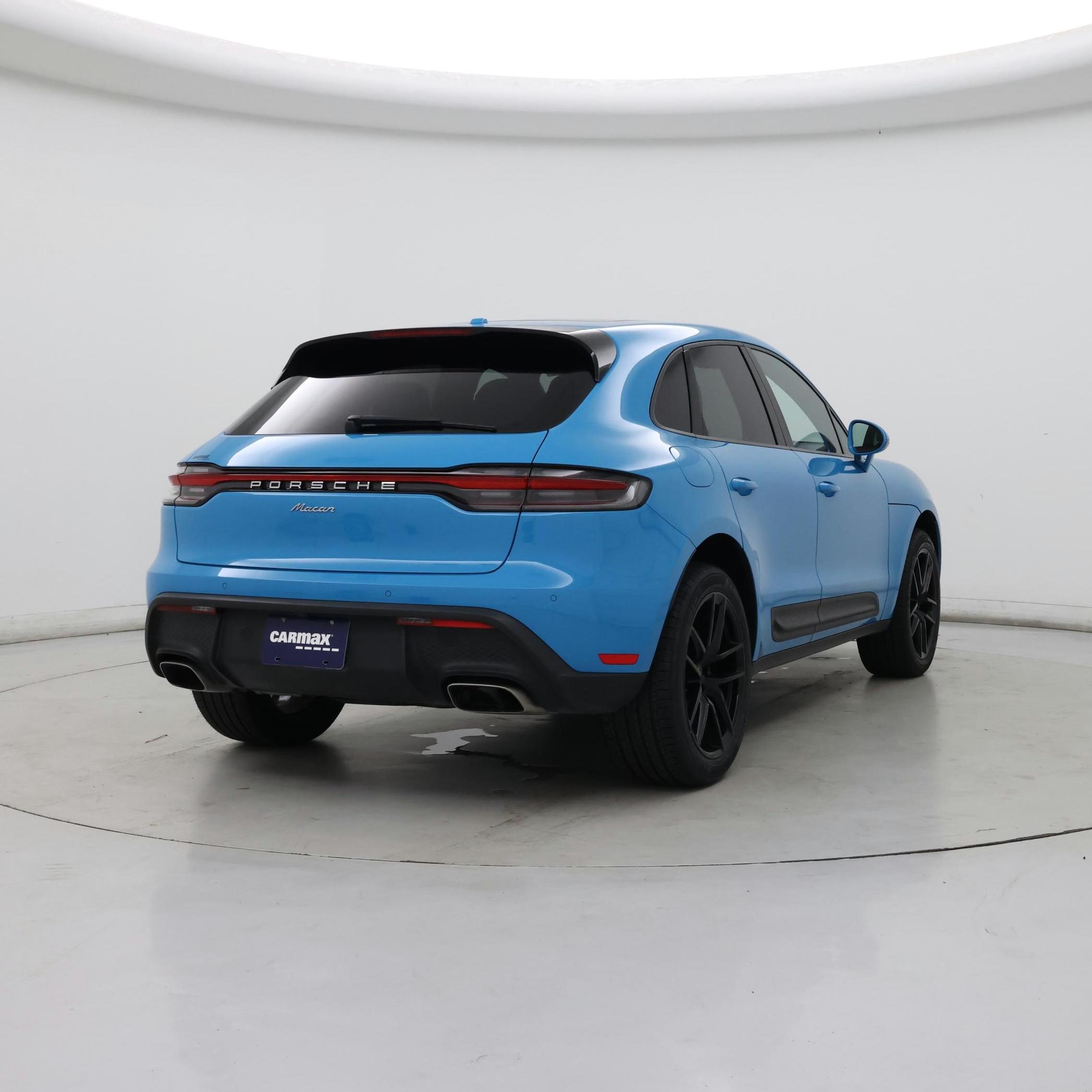 Thumbnail: 2023 Porsche Macan - 8