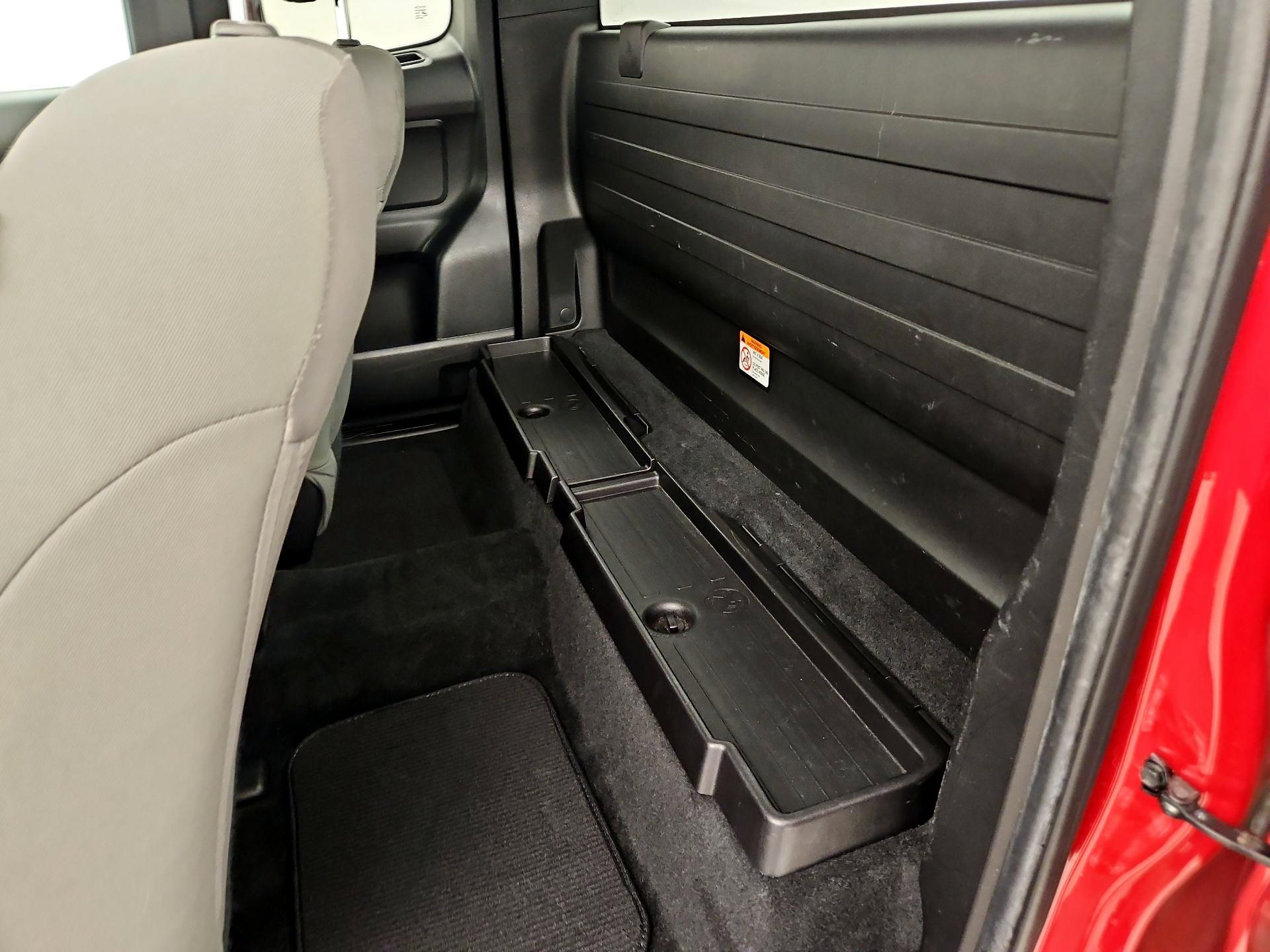 Thumbnail: 2022 Toyota Tacoma - 19