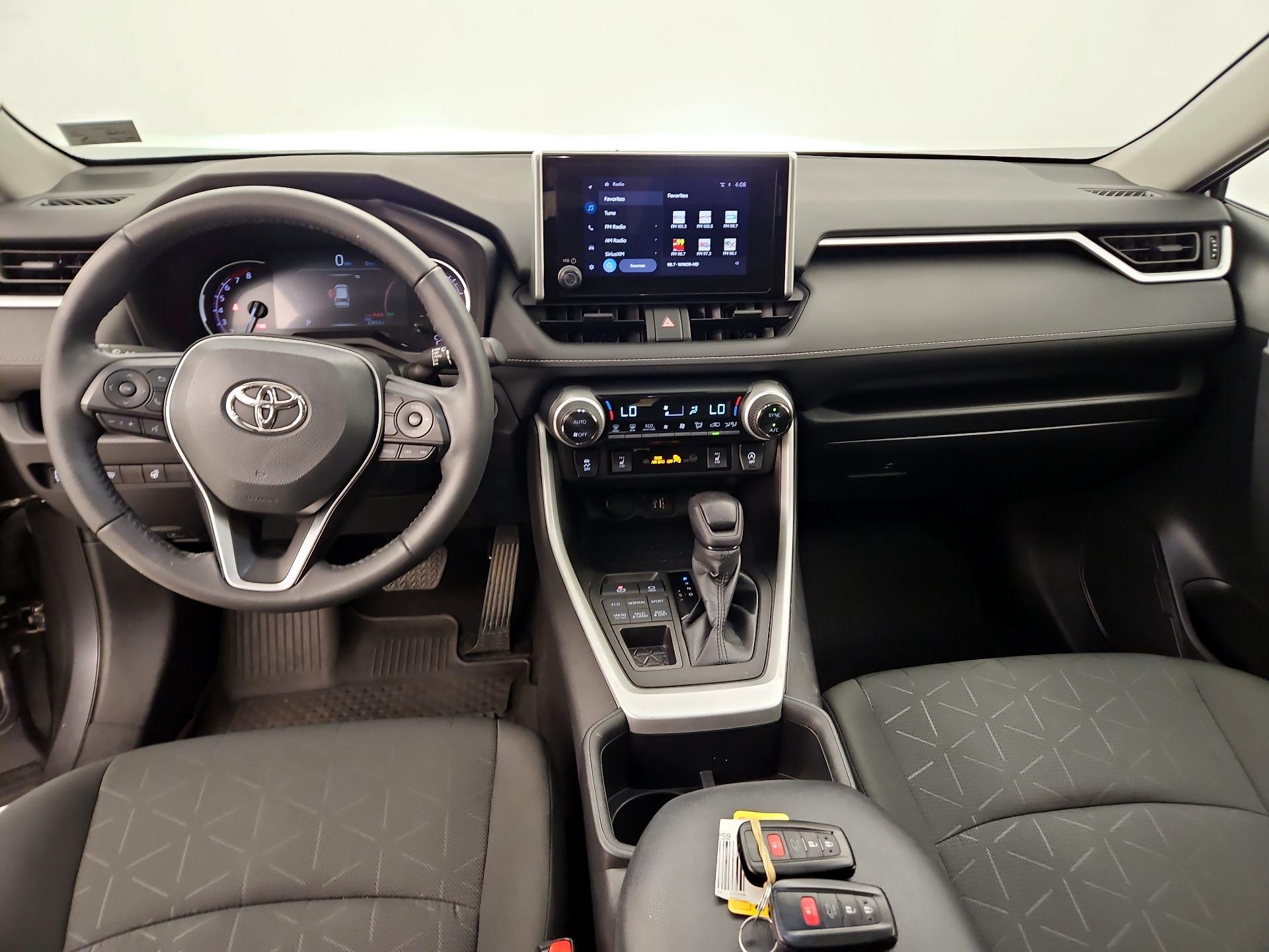 Thumbnail: 2023 Toyota RAV4 - 9