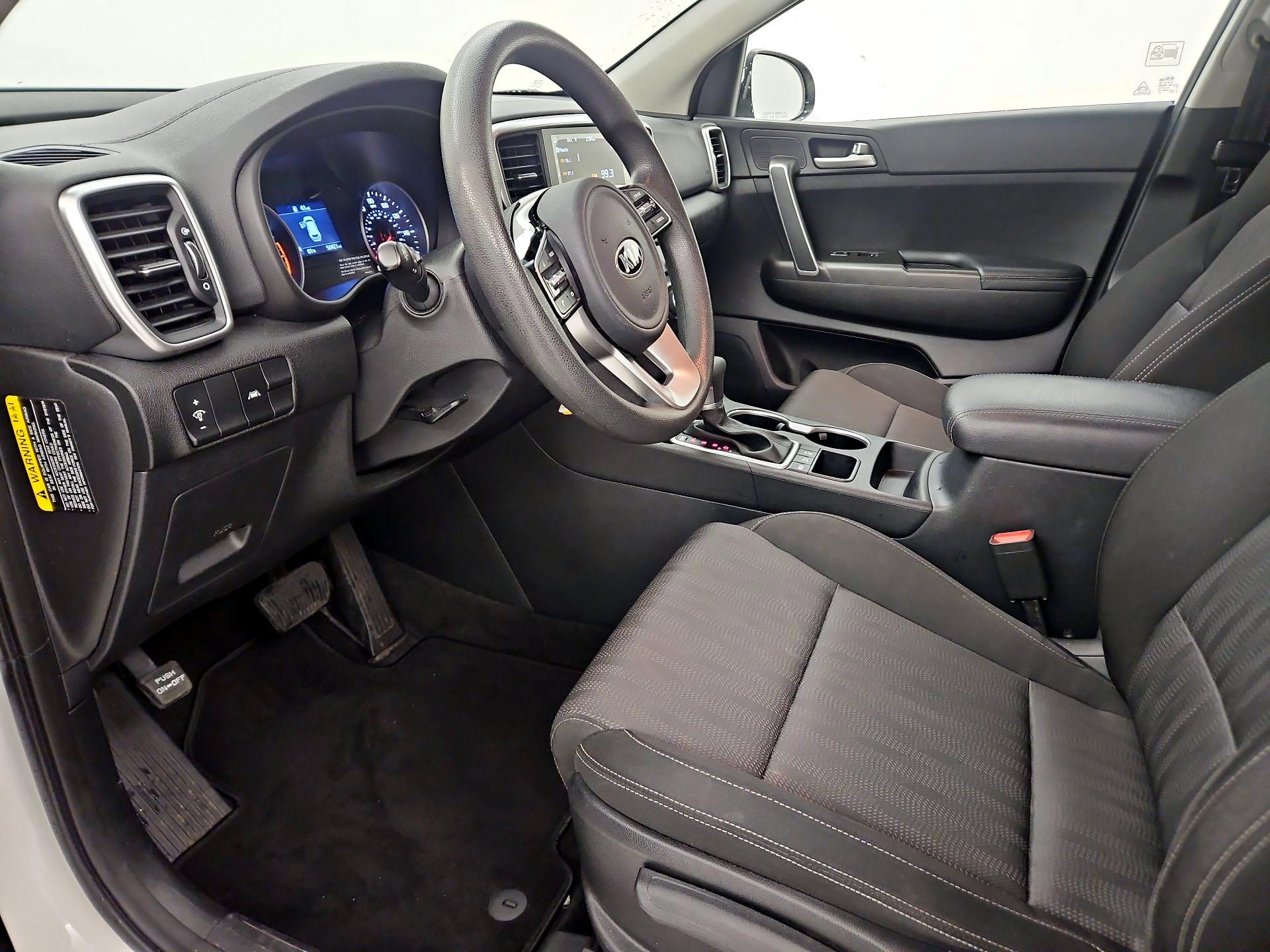 Thumbnail: 2020 Kia Sportage - 11