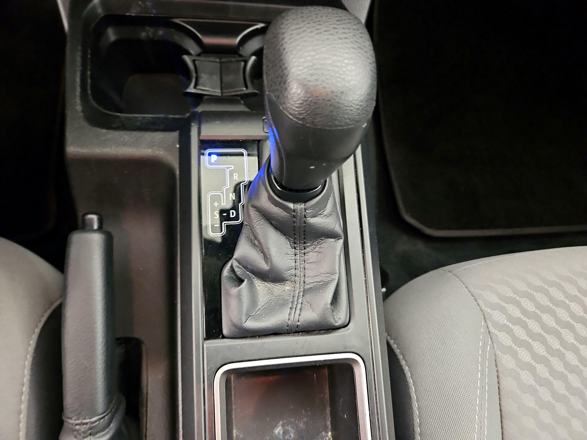 Thumbnail: 2021 Toyota Tacoma - 17