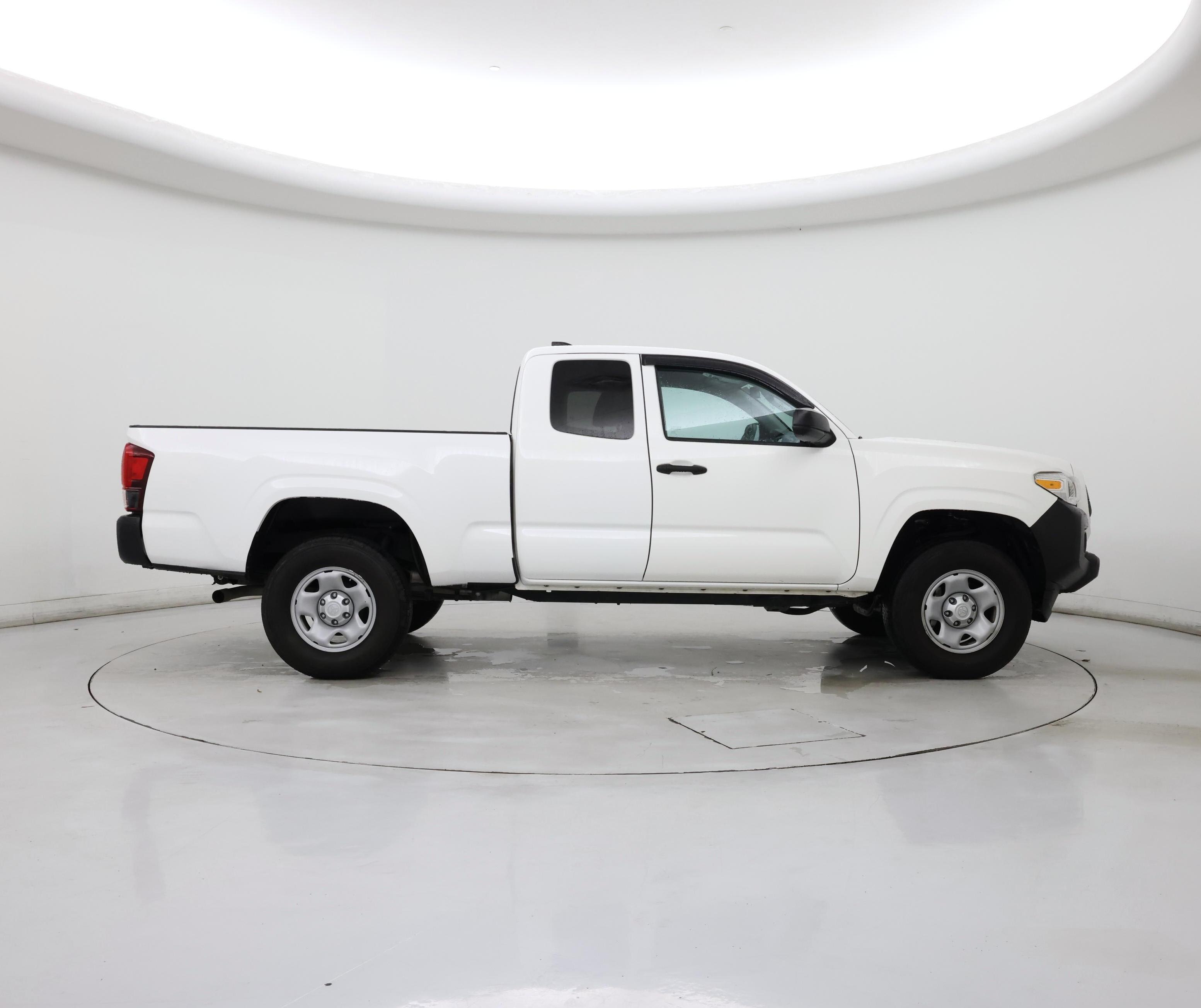 Thumbnail: 2021 Toyota Tacoma - 7