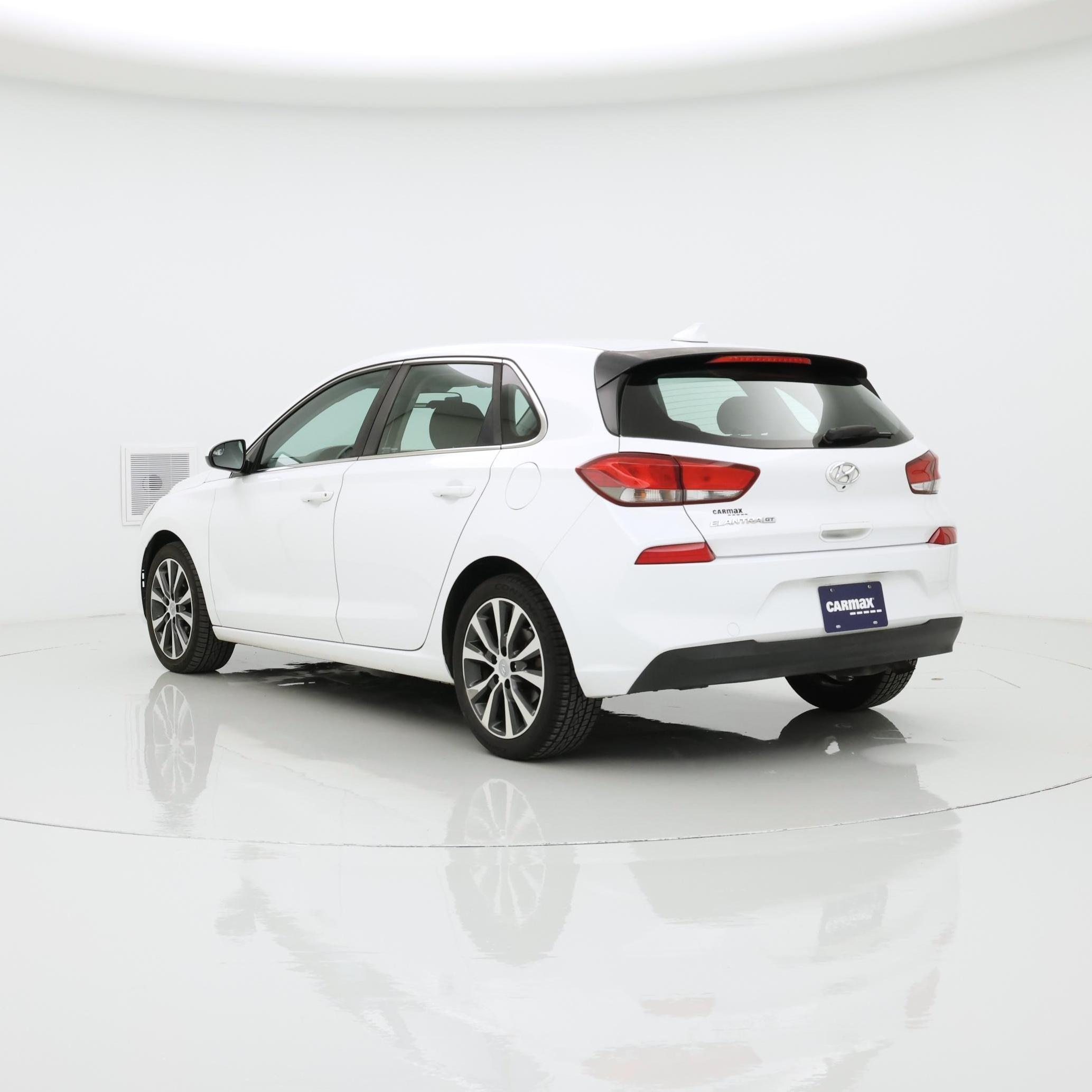 Thumbnail: 2018 Hyundai Elantra - 2