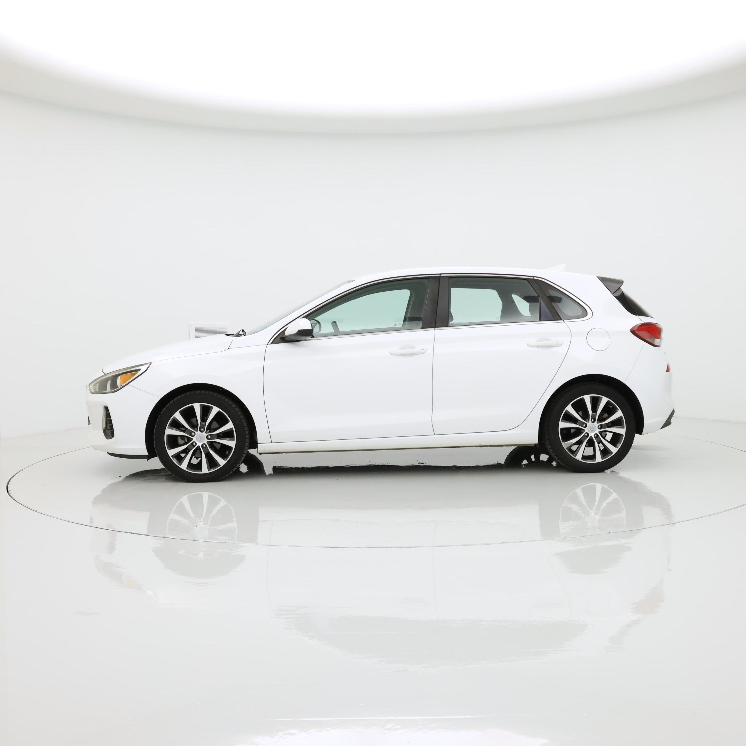Thumbnail: 2018 Hyundai Elantra - 3