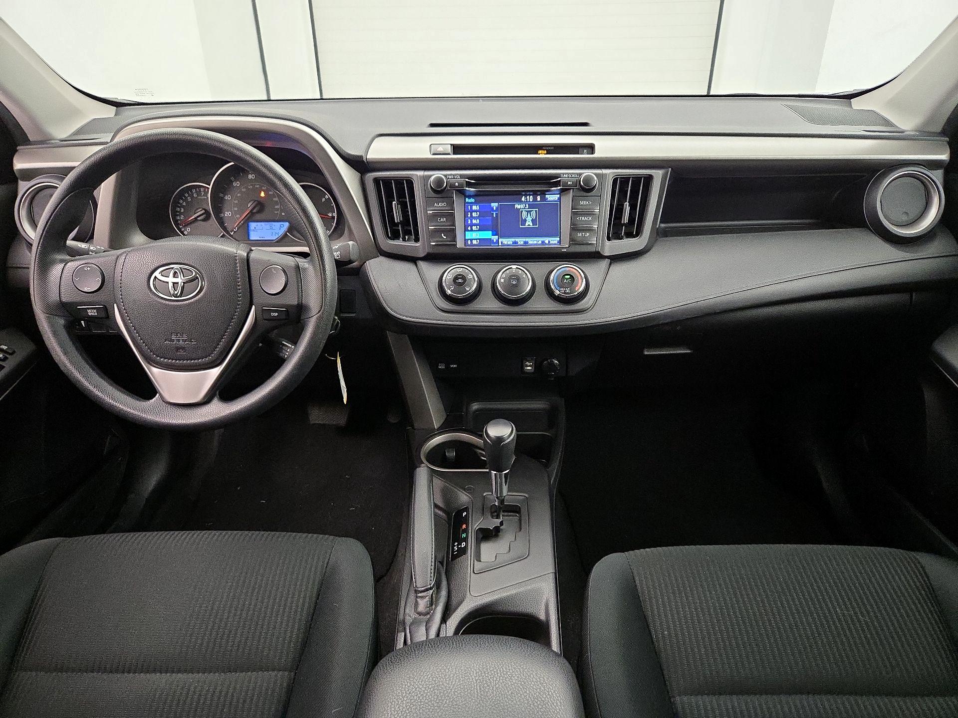 Thumbnail: 2016 Toyota RAV4 - 9
