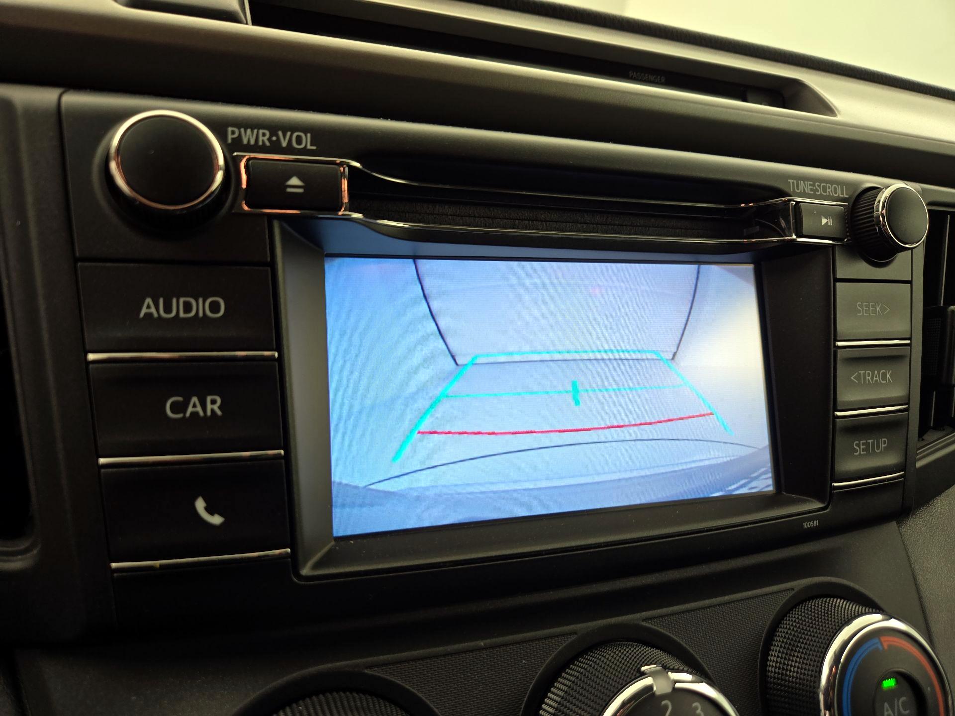 Thumbnail: 2016 Toyota RAV4 - 14