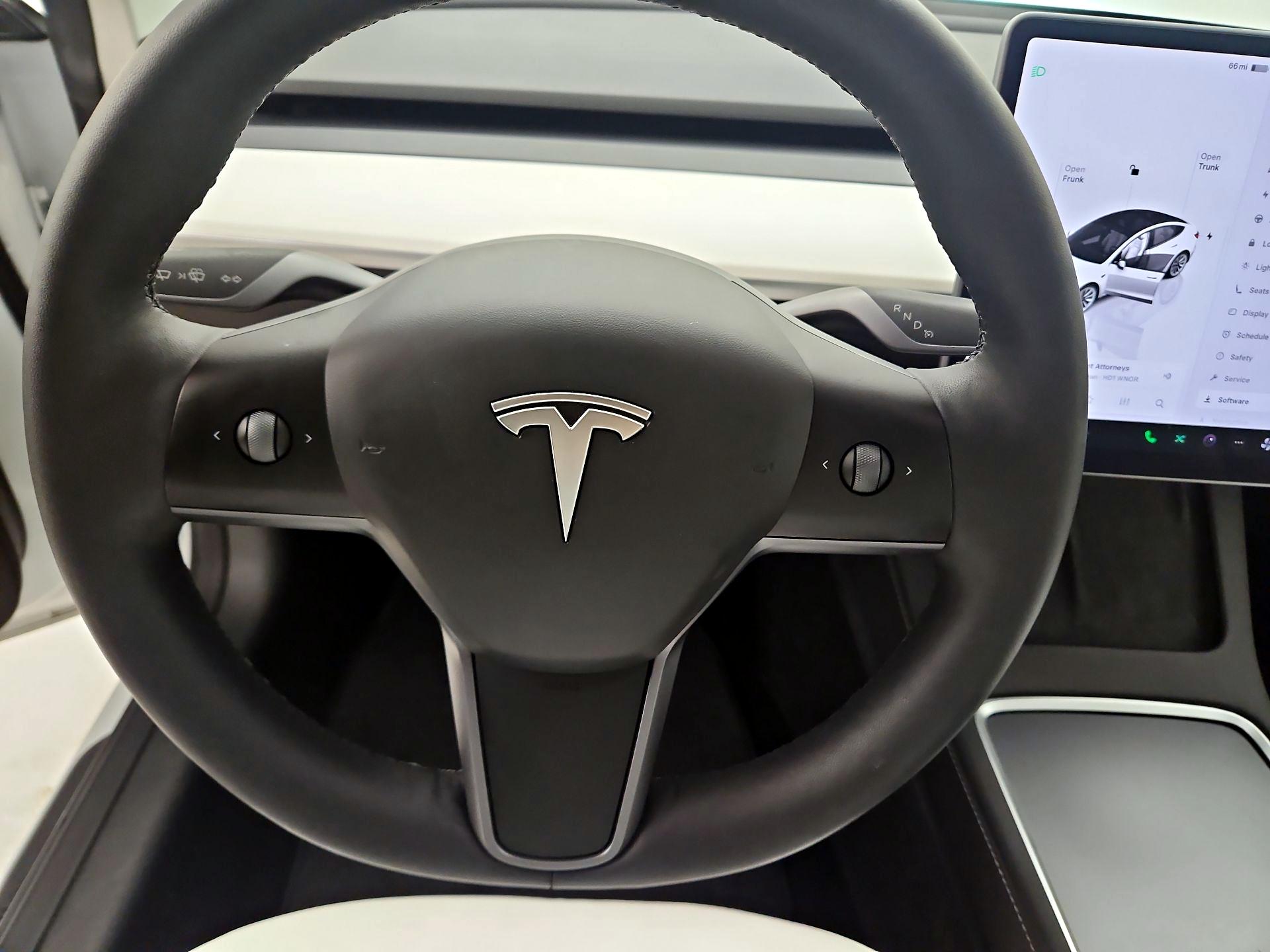 Thumbnail: 2023 Tesla Model 3 - 10