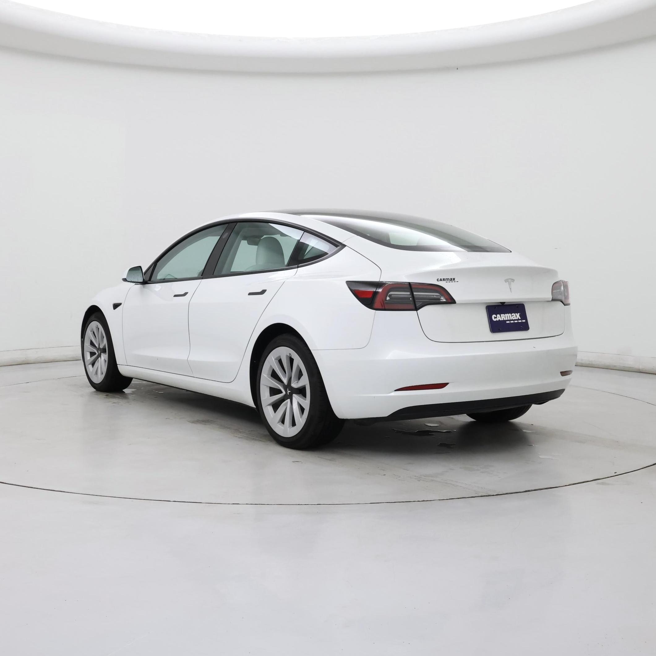 Thumbnail: 2023 Tesla Model 3 - 2