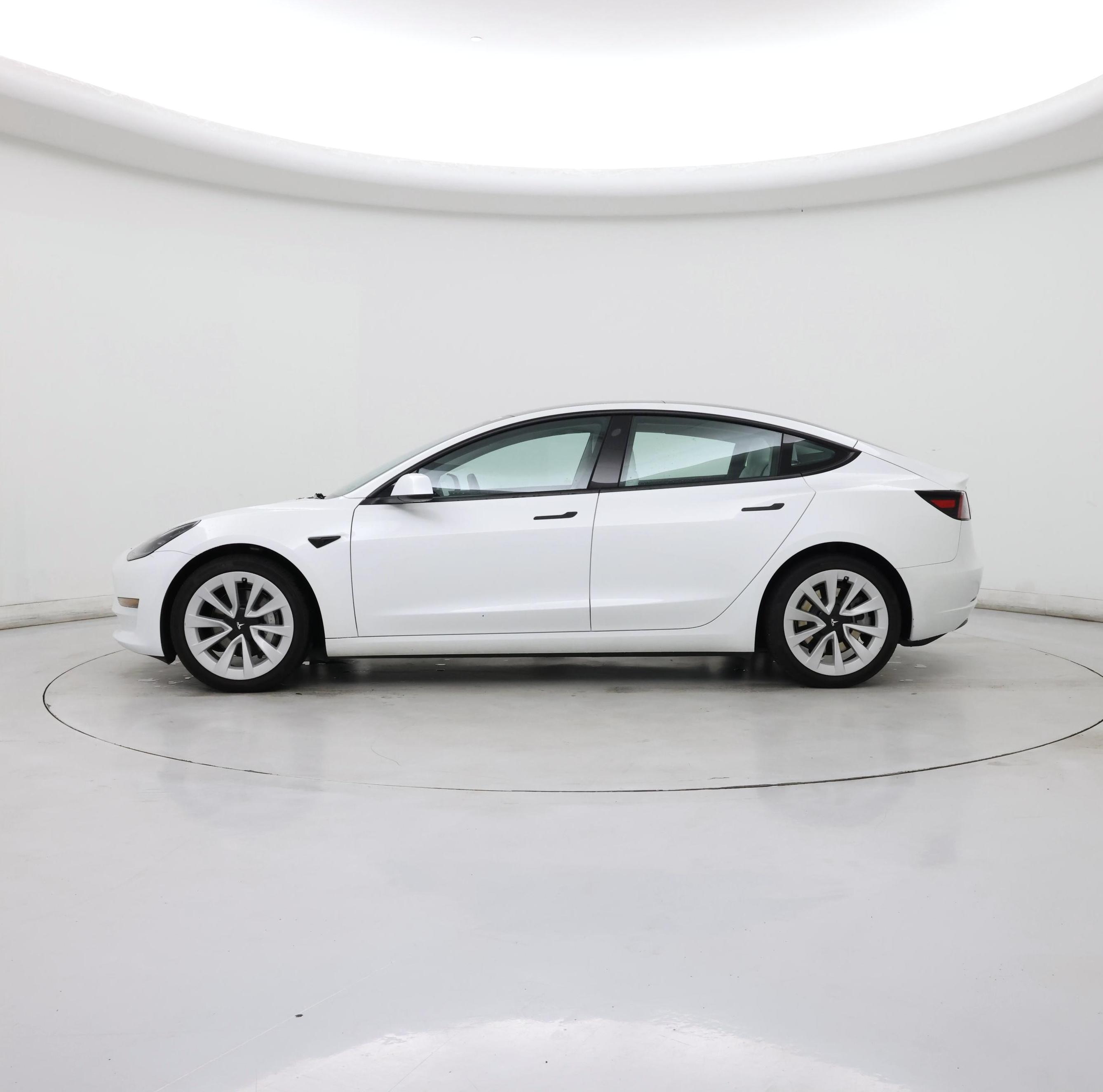 Thumbnail: 2023 Tesla Model 3 - 3