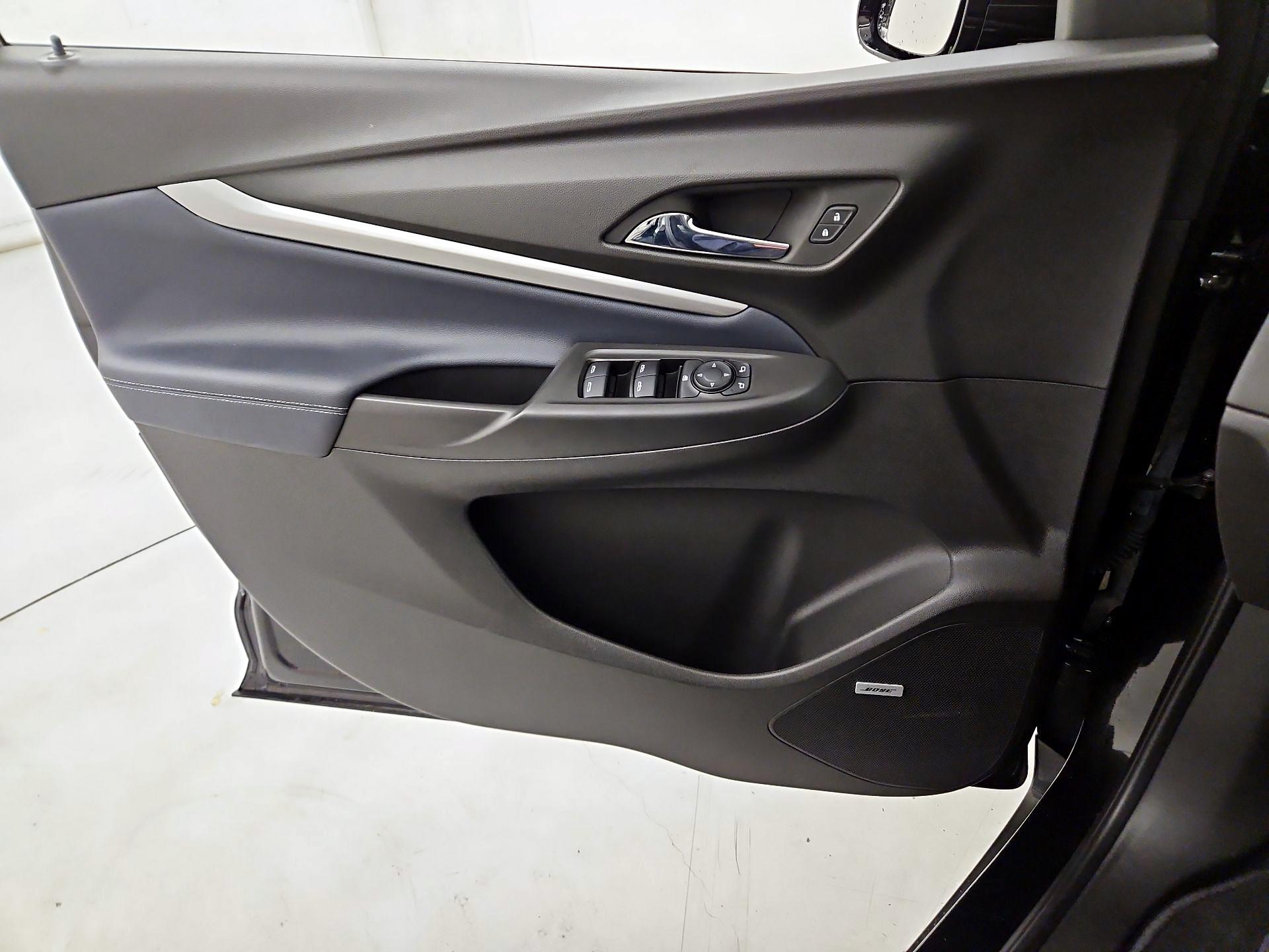 Thumbnail: 2022 Chevrolet Bolt EUV - 12
