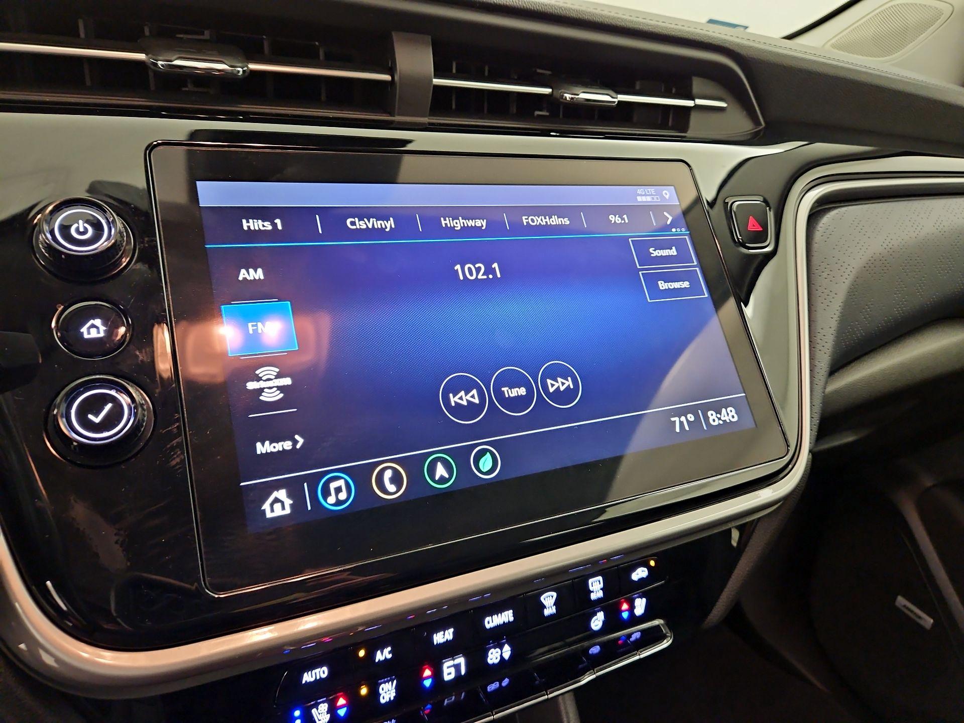 Thumbnail: 2022 Chevrolet Bolt EUV - 16