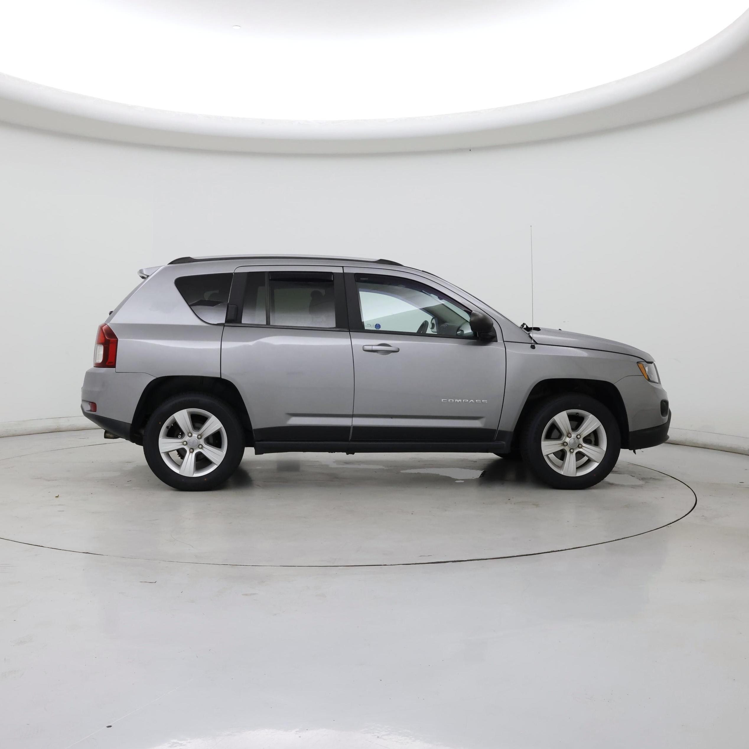 Thumbnail: 2016 Jeep Compass - 7