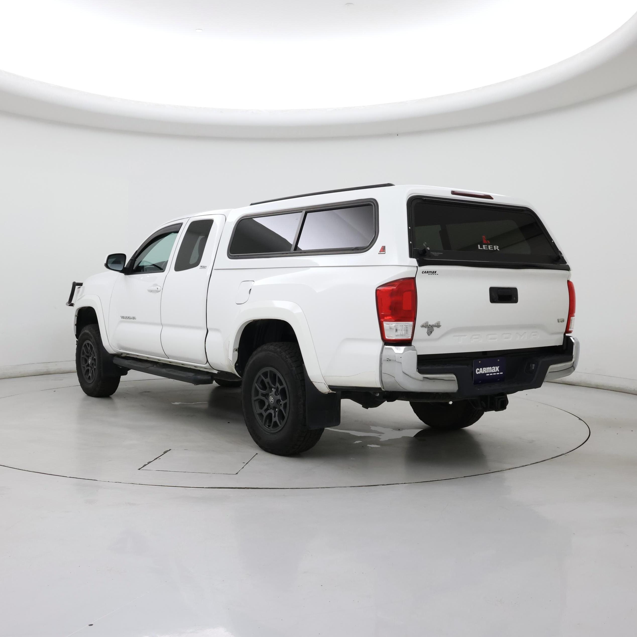 Thumbnail: 2017 Toyota Tacoma - 2