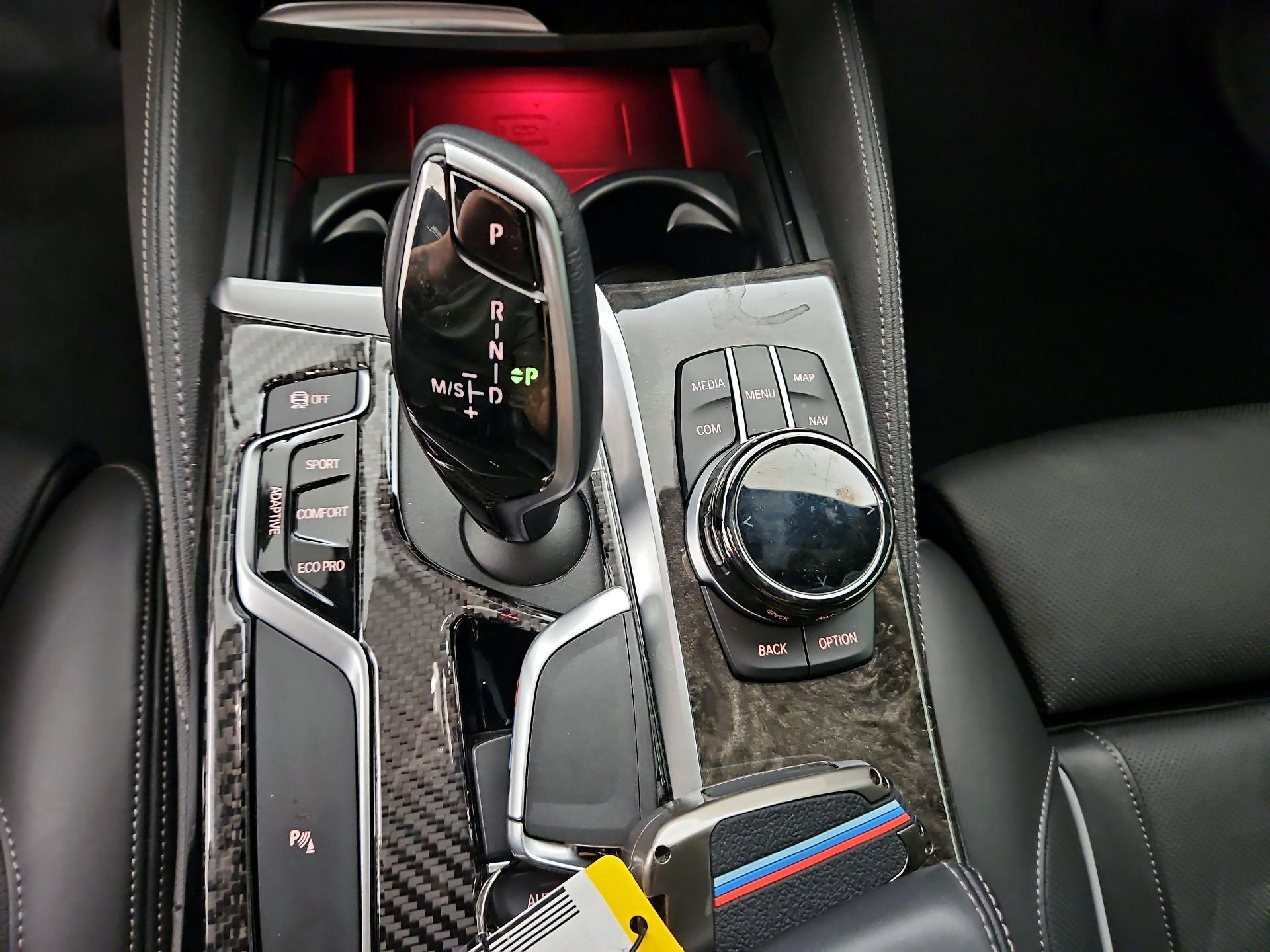 Thumbnail: 2020 BMW 5 Series - 18