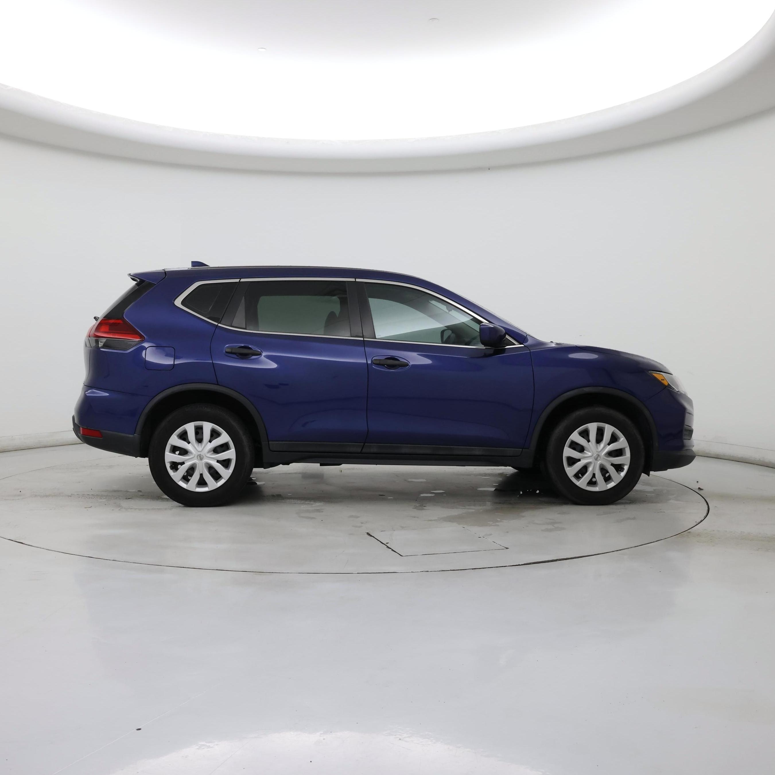 Thumbnail: 2017 Nissan Rogue - 7
