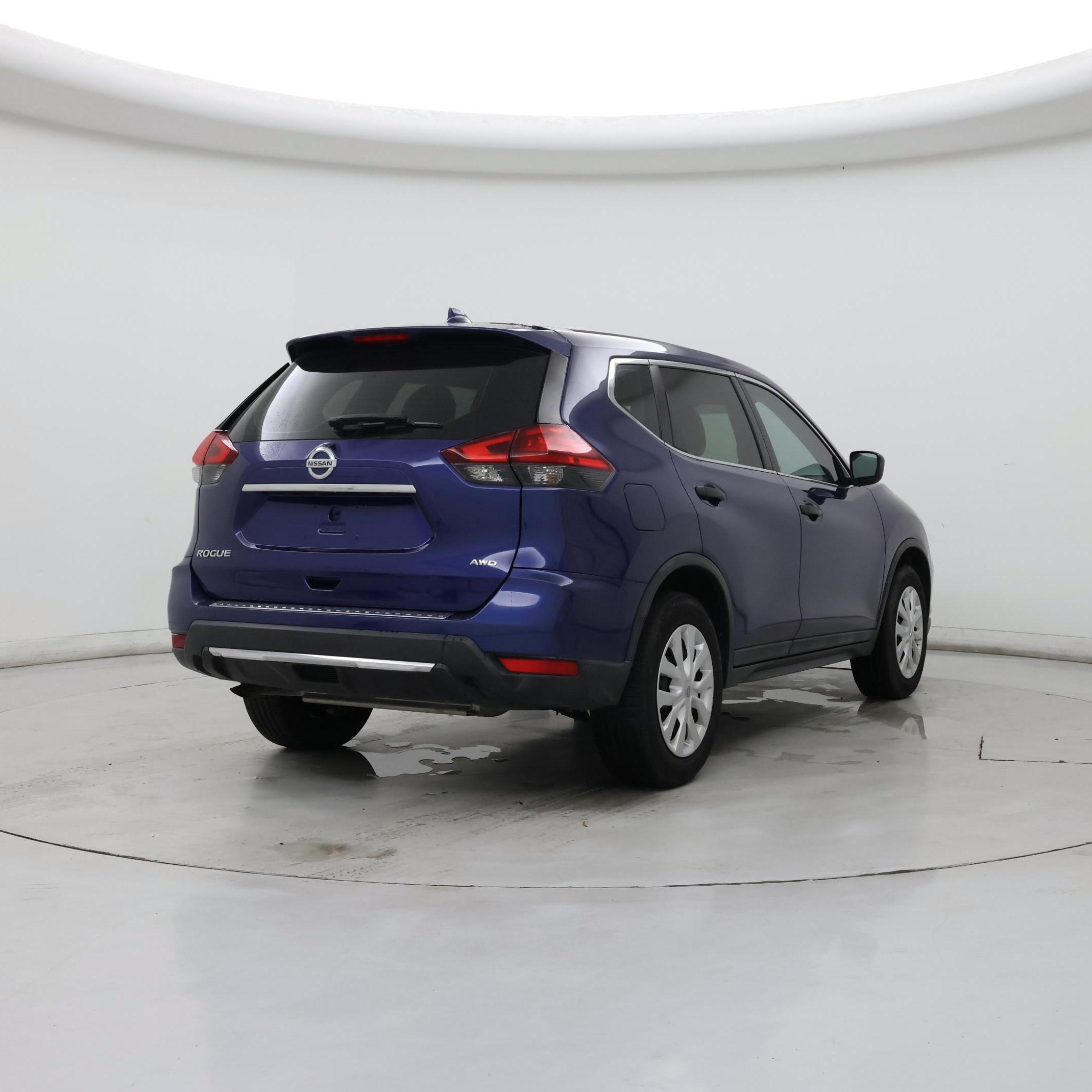 Thumbnail: 2017 Nissan Rogue - 8