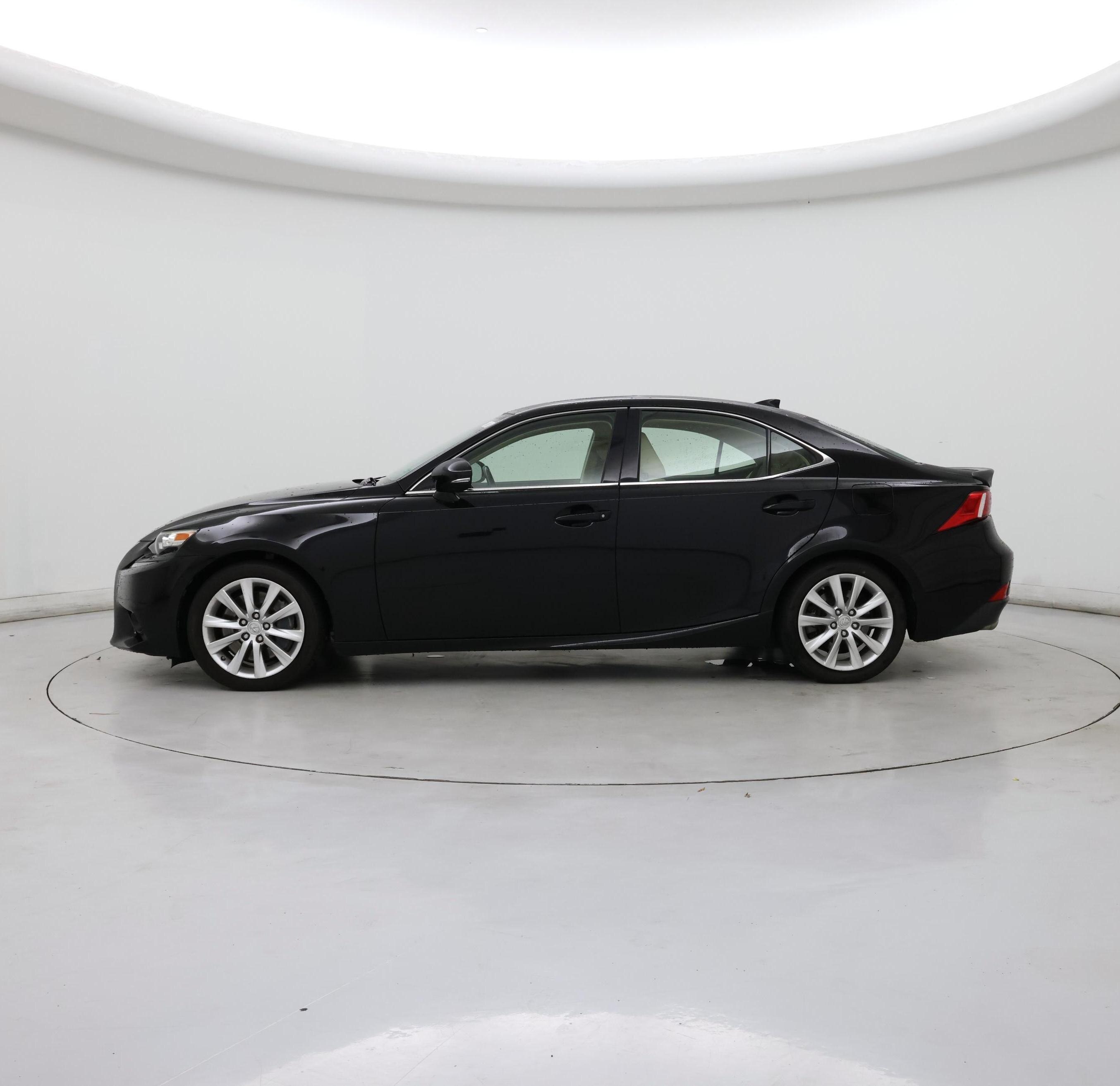 Thumbnail: 2016 Lexus IS - 3
