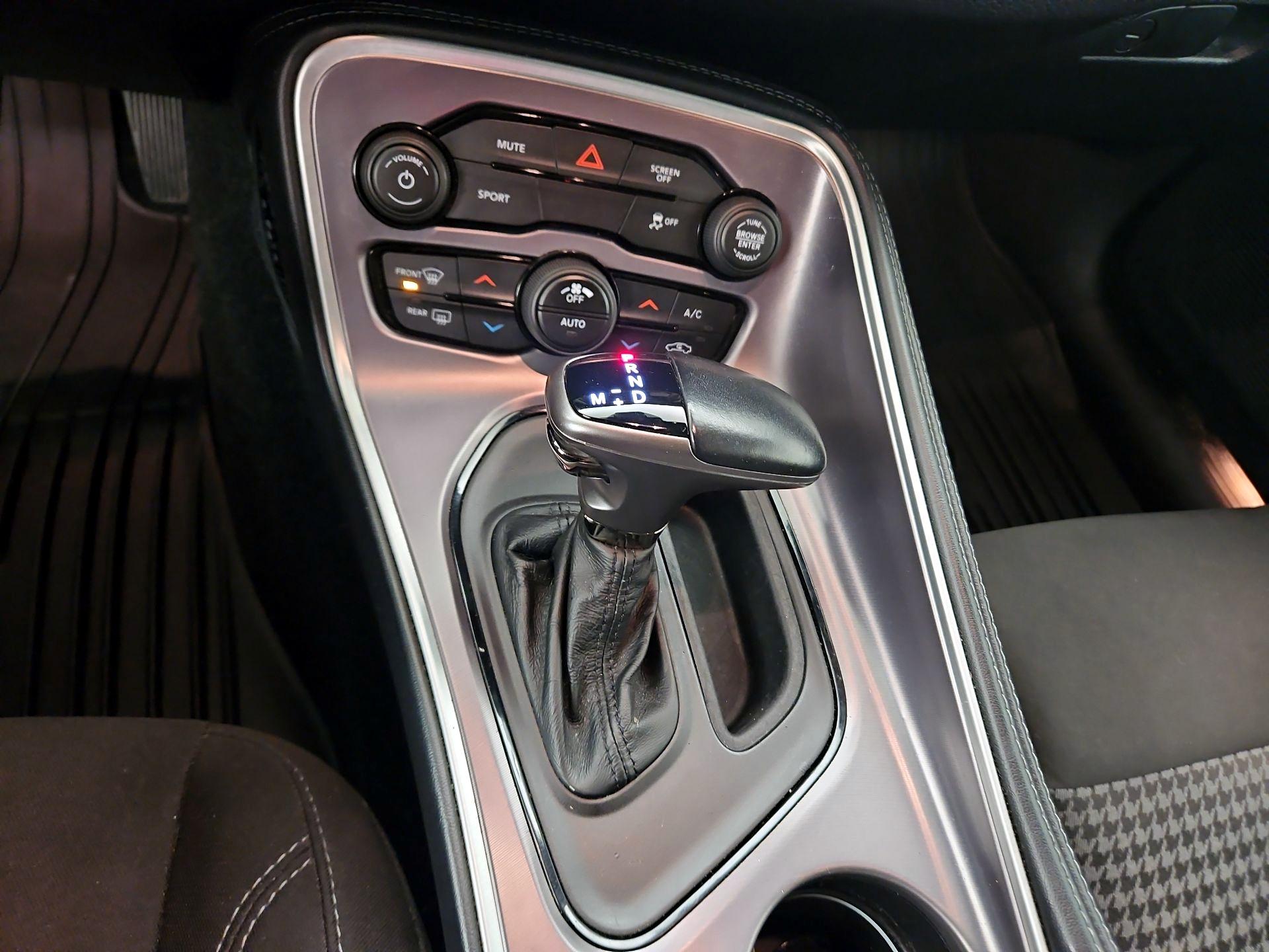 Thumbnail: 2021 Dodge Challenger - 17