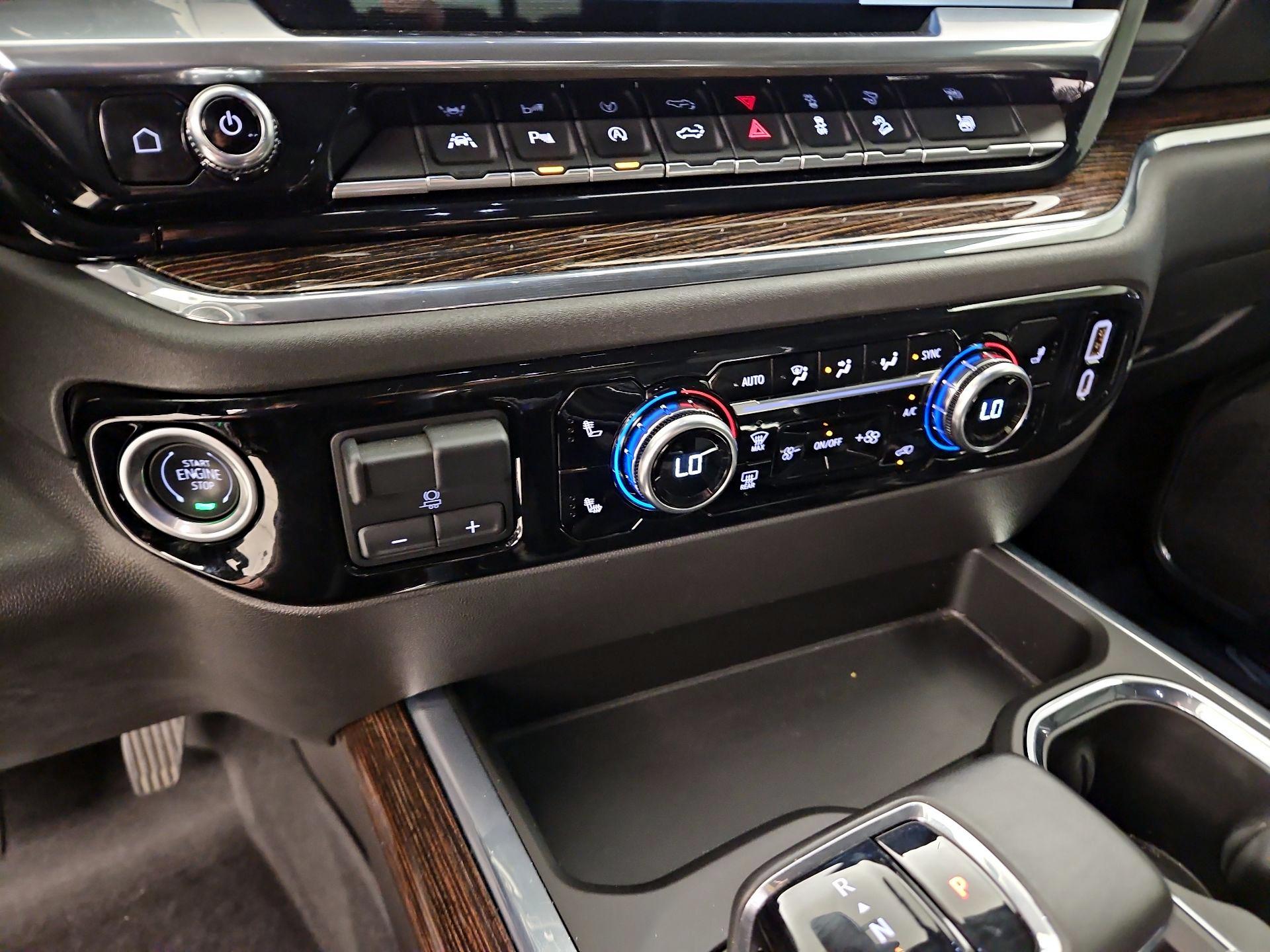 Thumbnail: 2024 GMC Sierra 1500 - 17