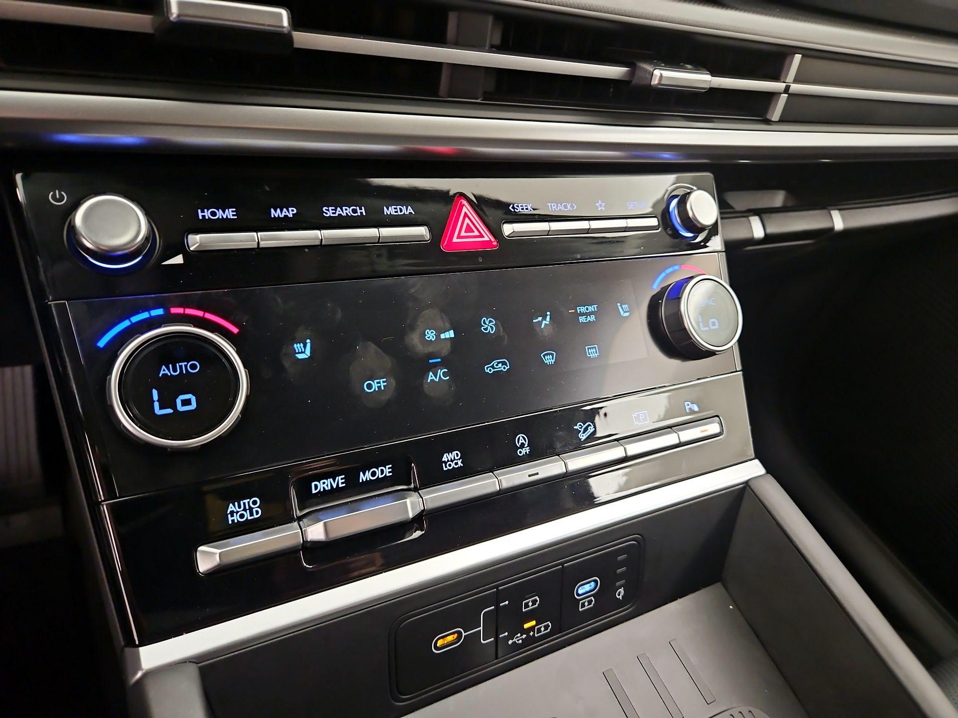 Thumbnail: 2025 Hyundai Santa Fe - 16