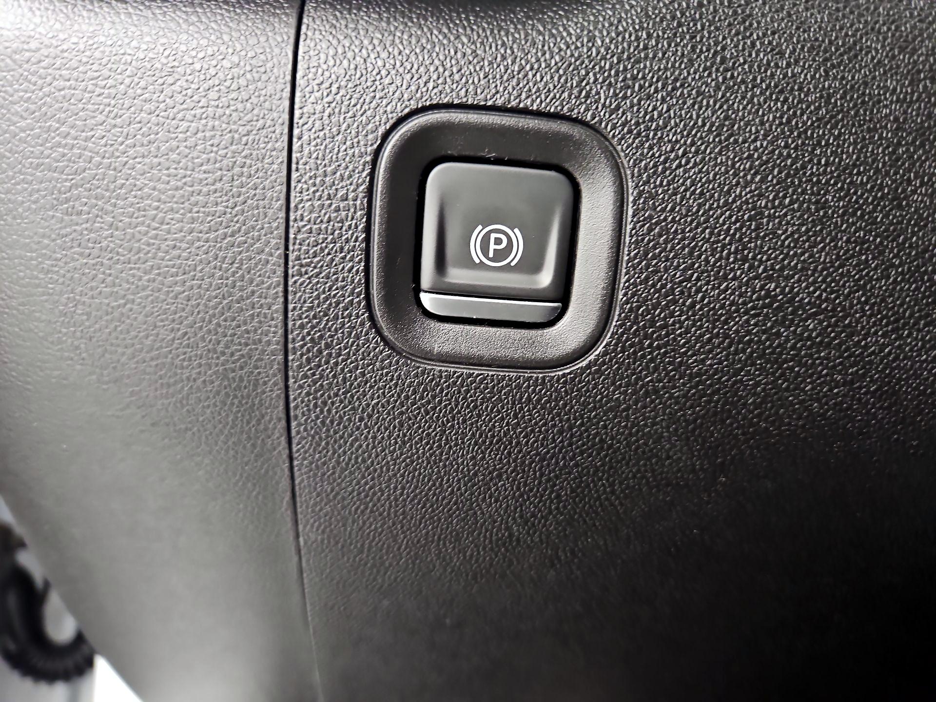 Thumbnail: 2020 Chevrolet Silverado 2500 - 13