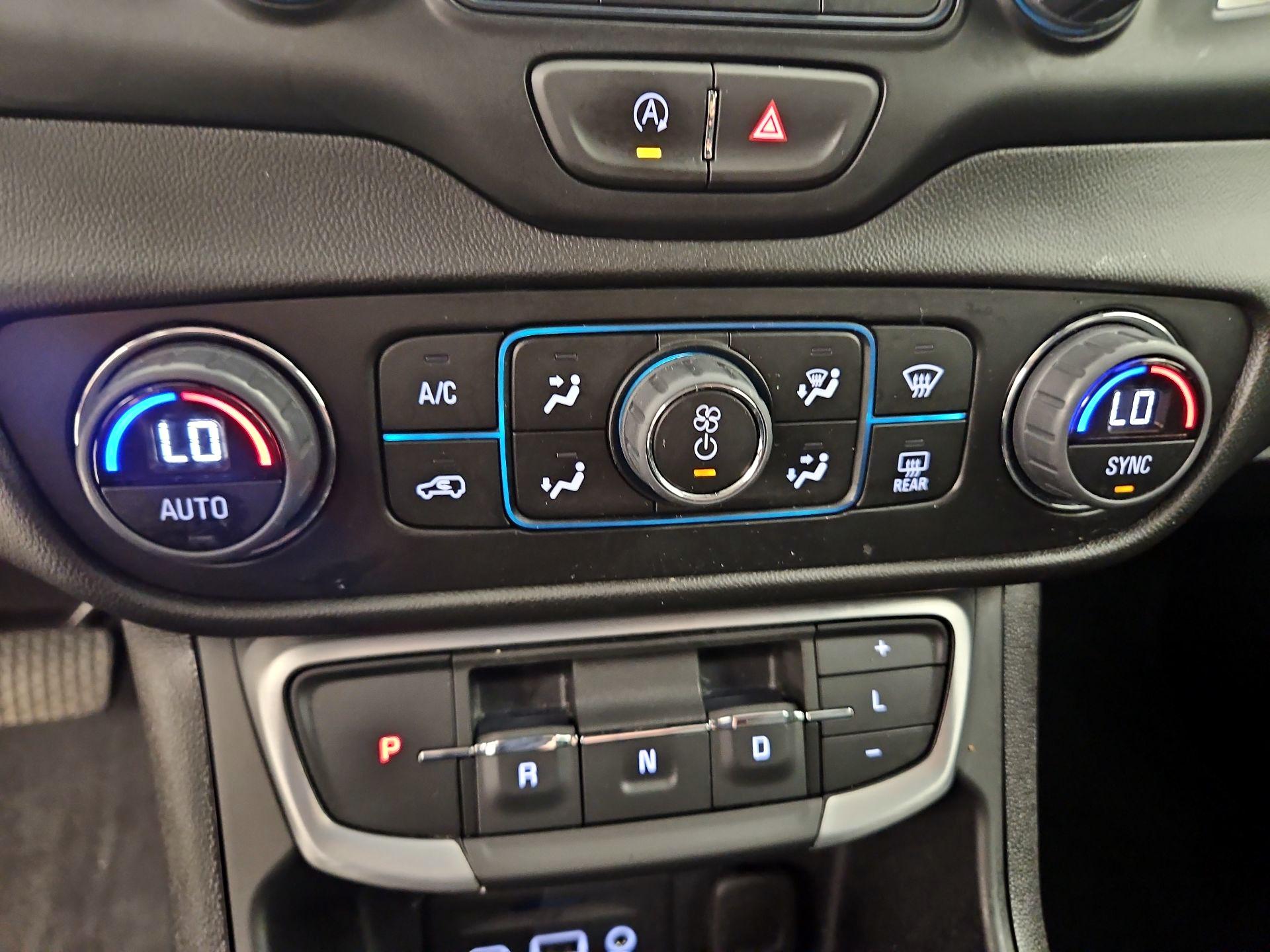 Thumbnail: 2024 GMC Terrain - 16