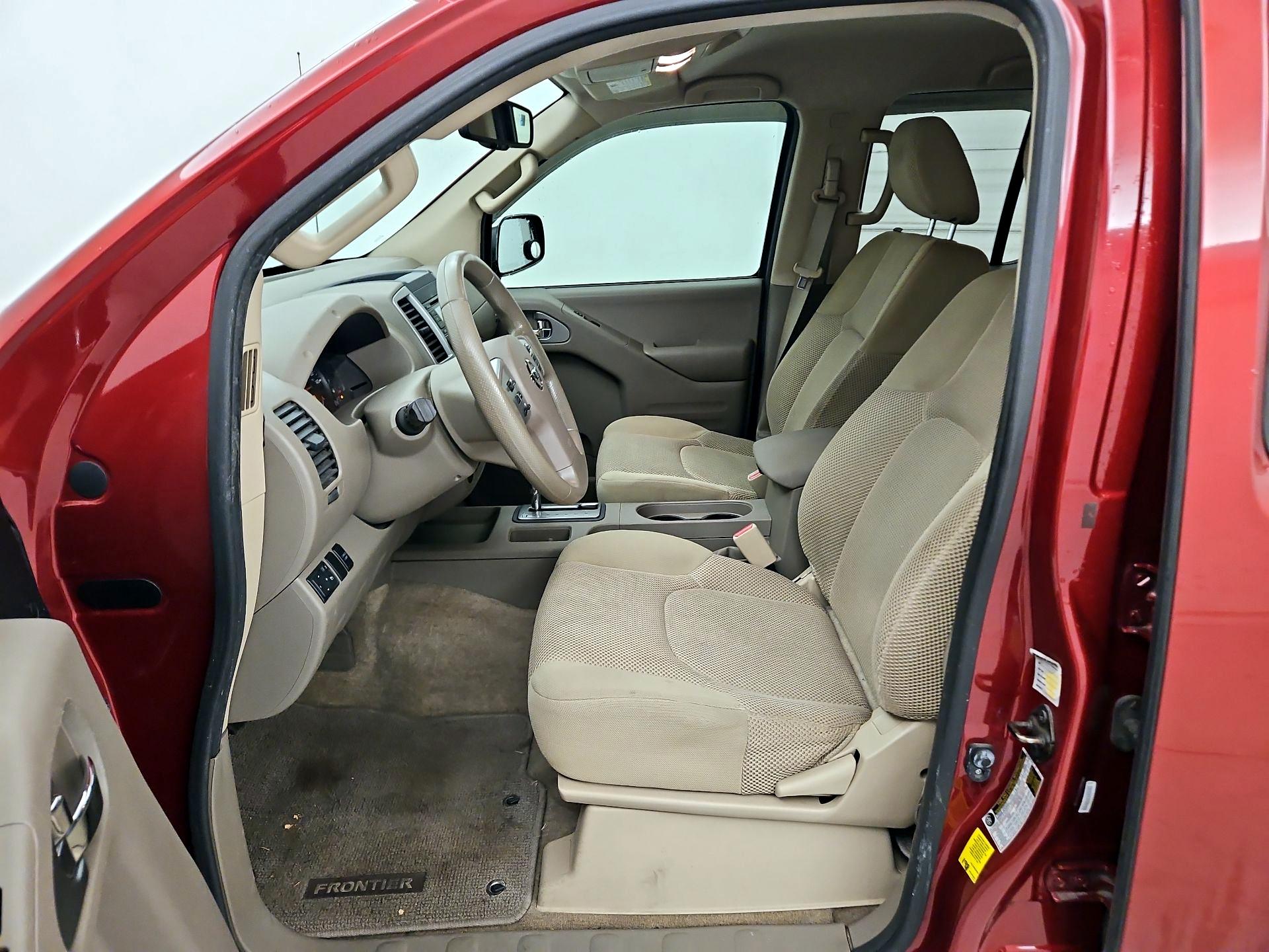 Thumbnail: 2015 Nissan Frontier - 11