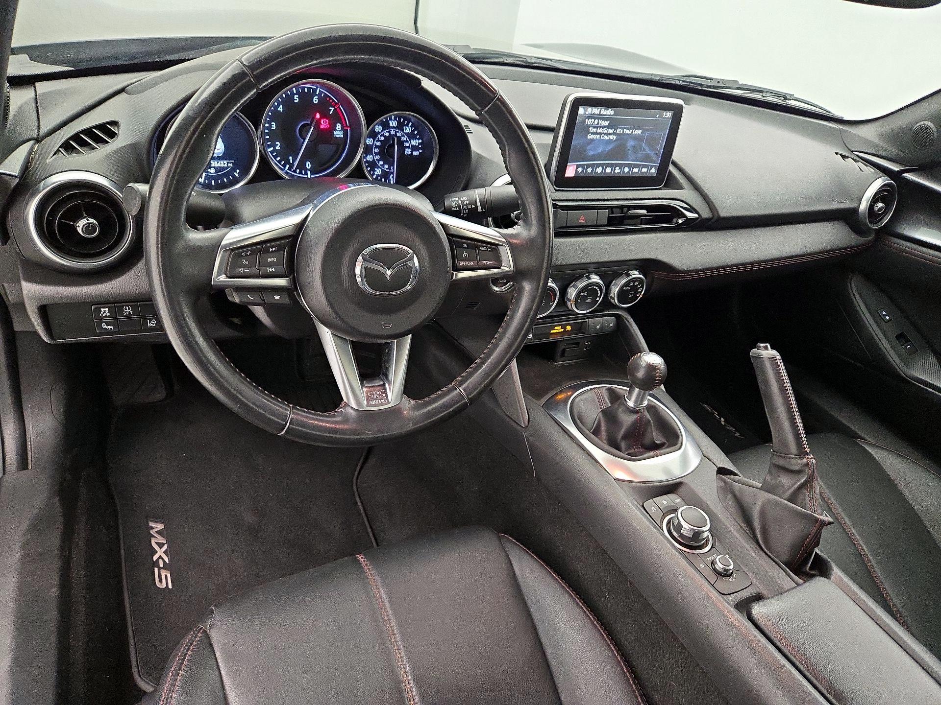 Thumbnail: 2017 Mazda MX-5 Miata - 9