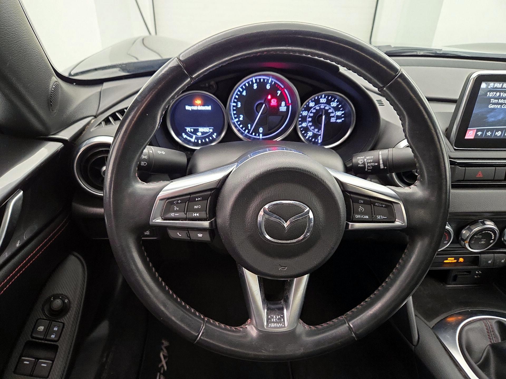 Thumbnail: 2017 Mazda MX-5 Miata - 10