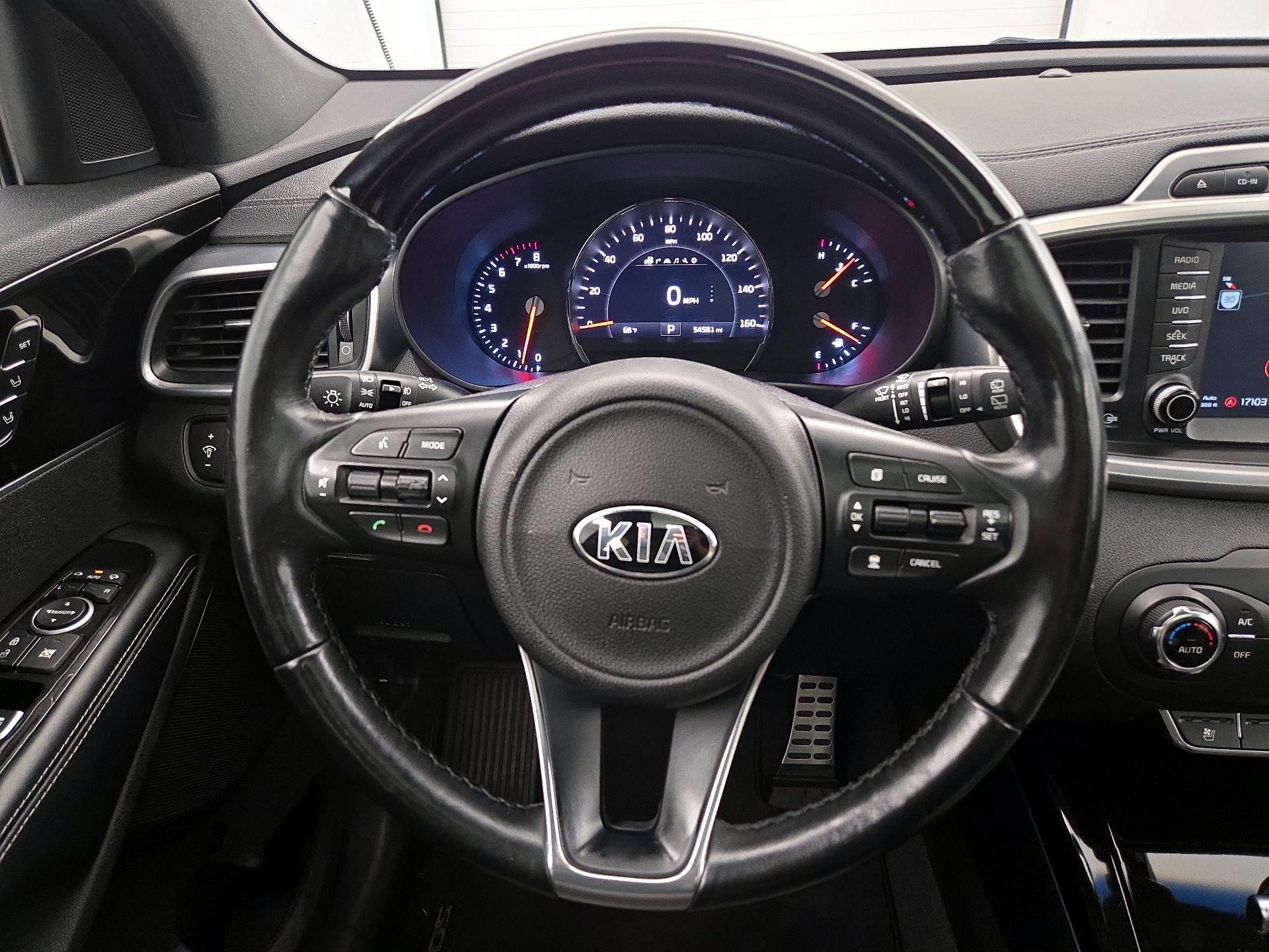 Thumbnail: 2016 Kia Sorento - 10