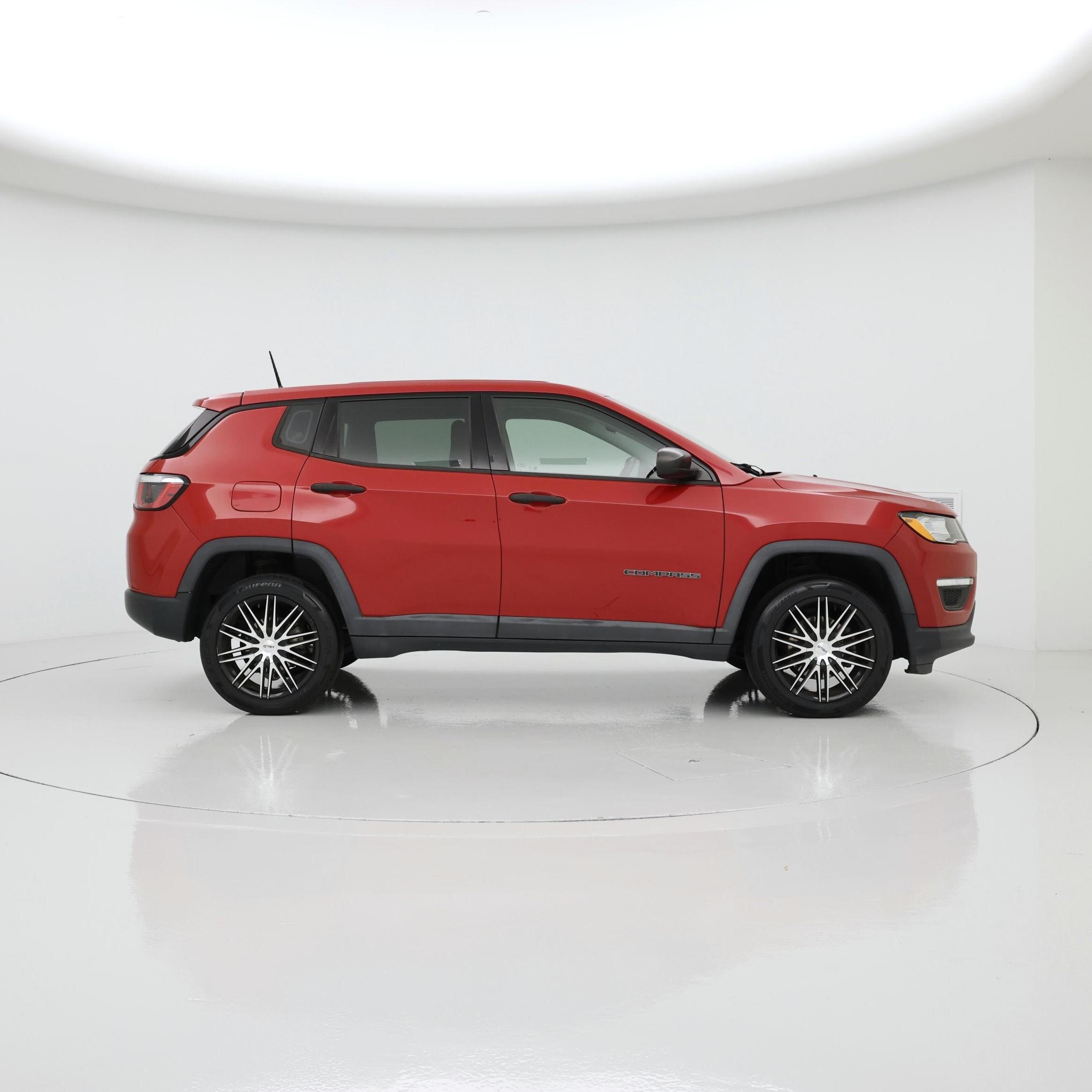 Thumbnail: 2017 Jeep Compass - 7