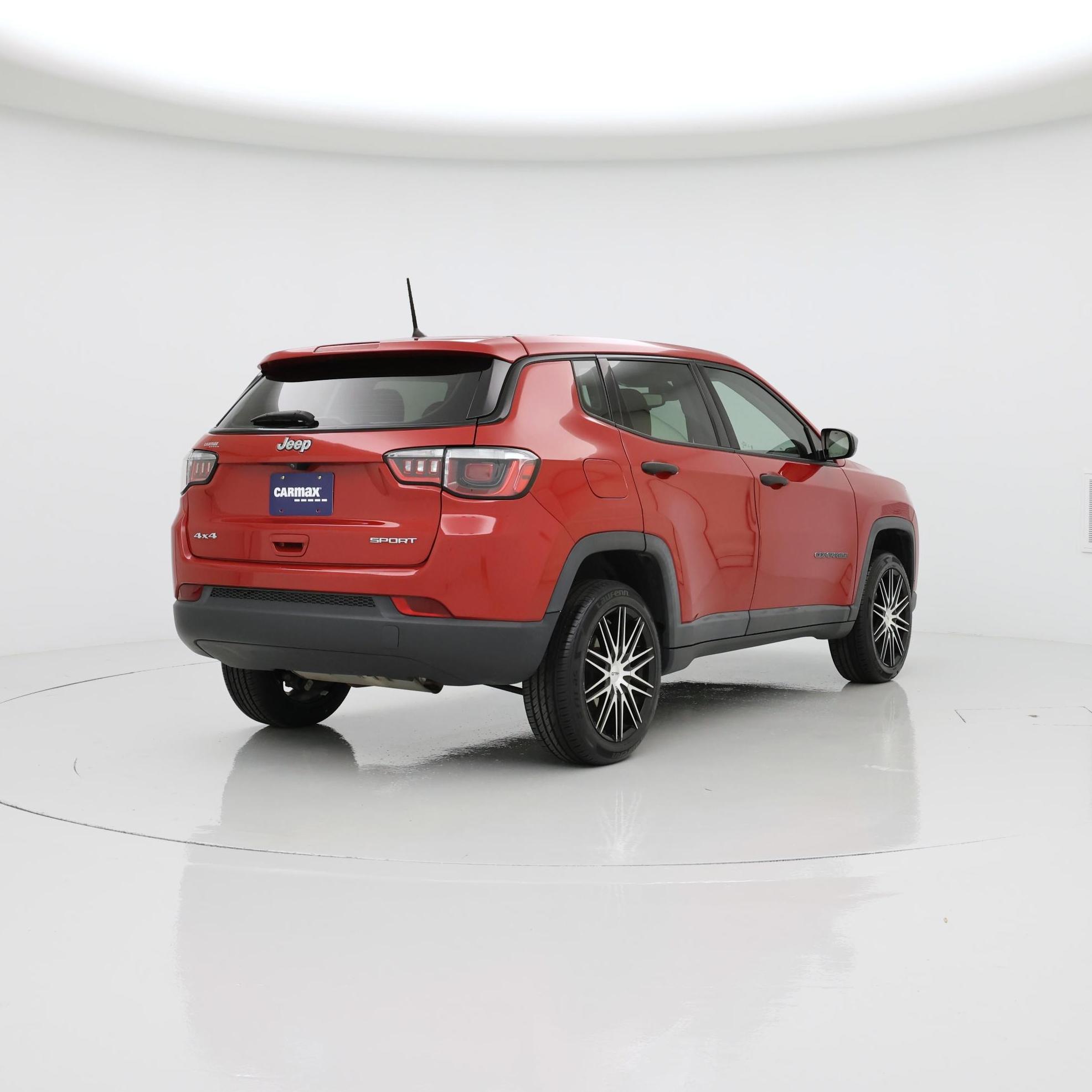 Thumbnail: 2017 Jeep Compass - 8