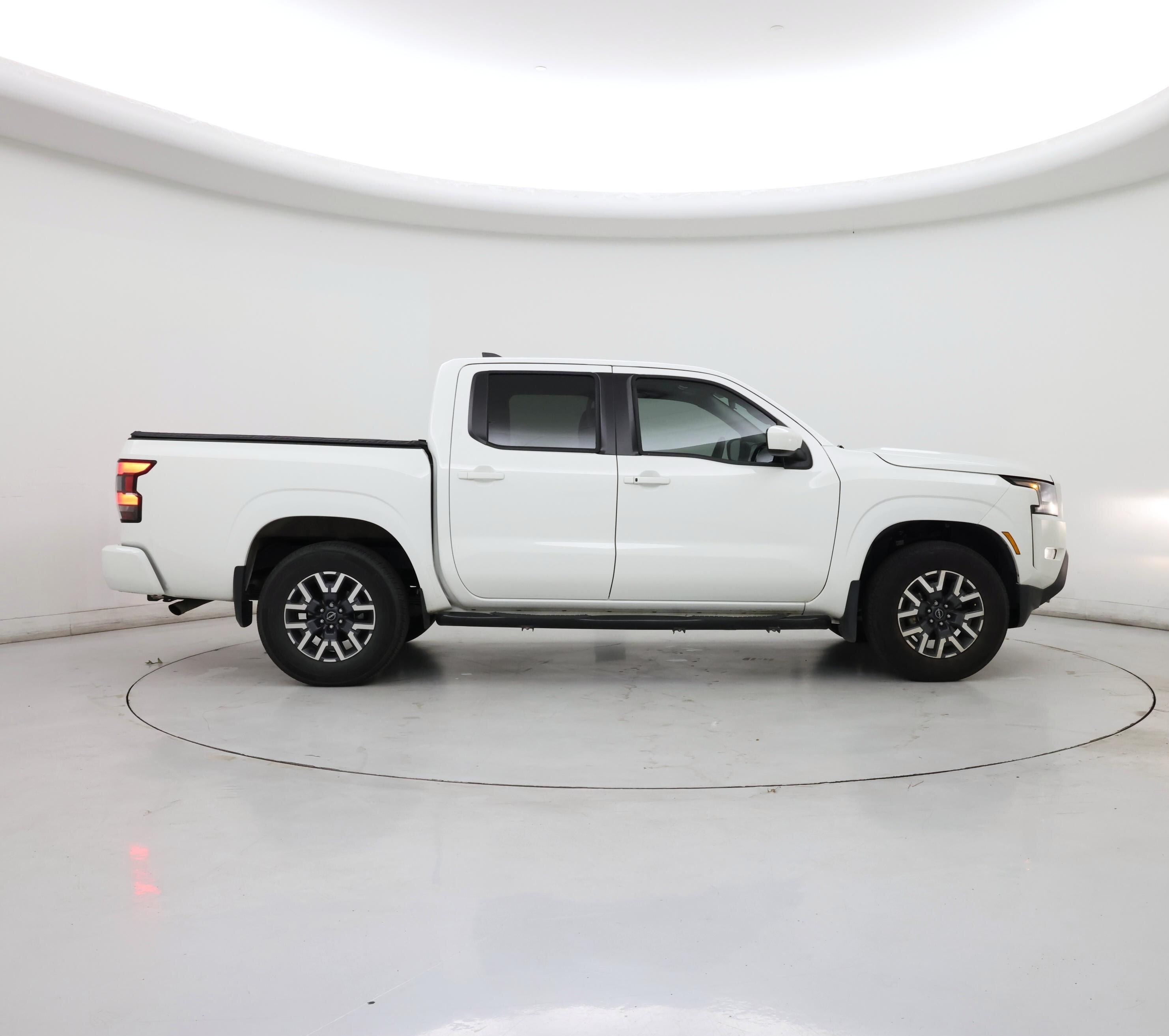 Thumbnail: 2023 Nissan Frontier - 7