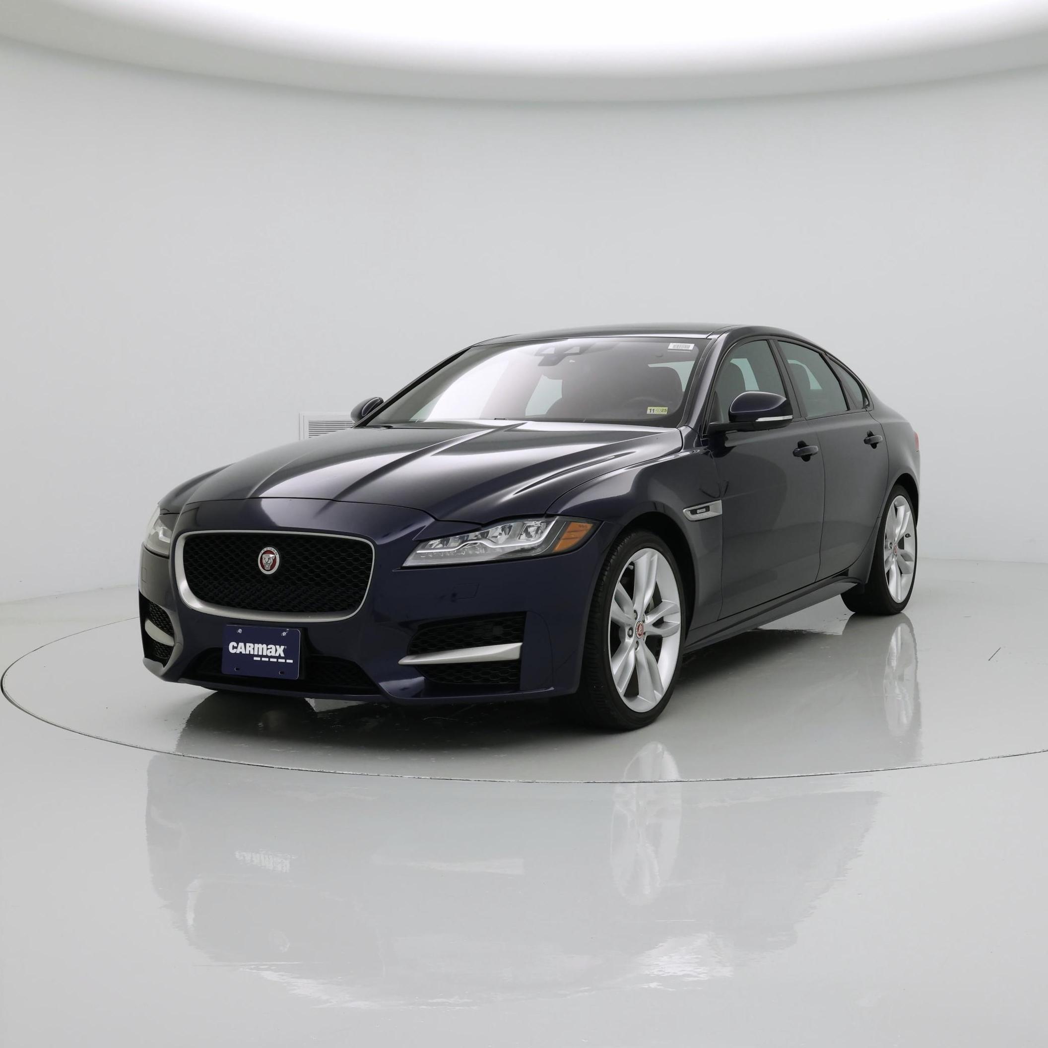 Thumbnail: 2017 Jaguar XF - 4