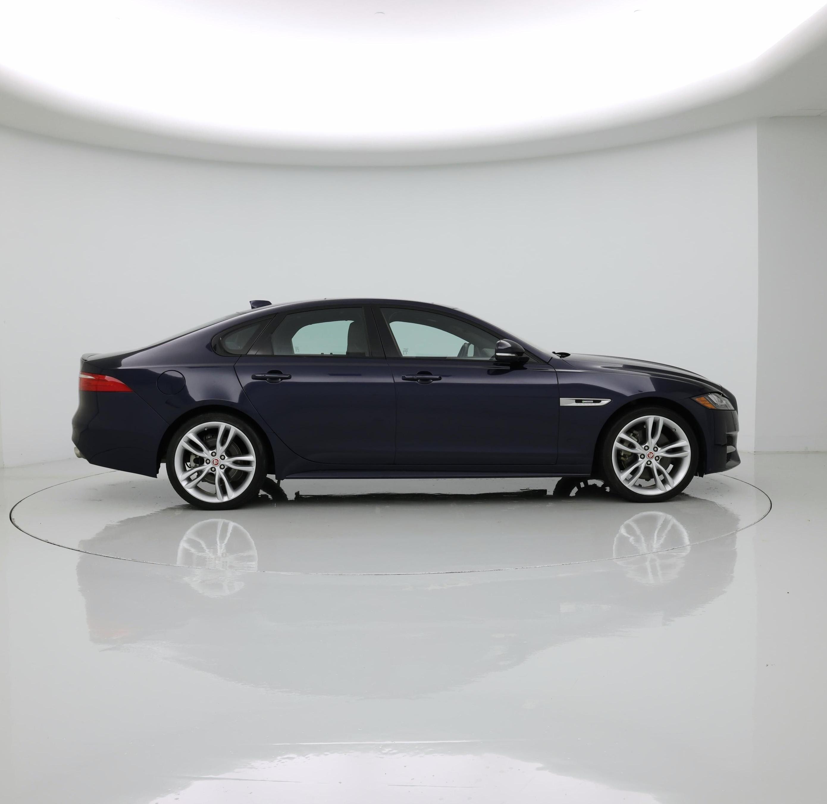 Thumbnail: 2017 Jaguar XF - 7