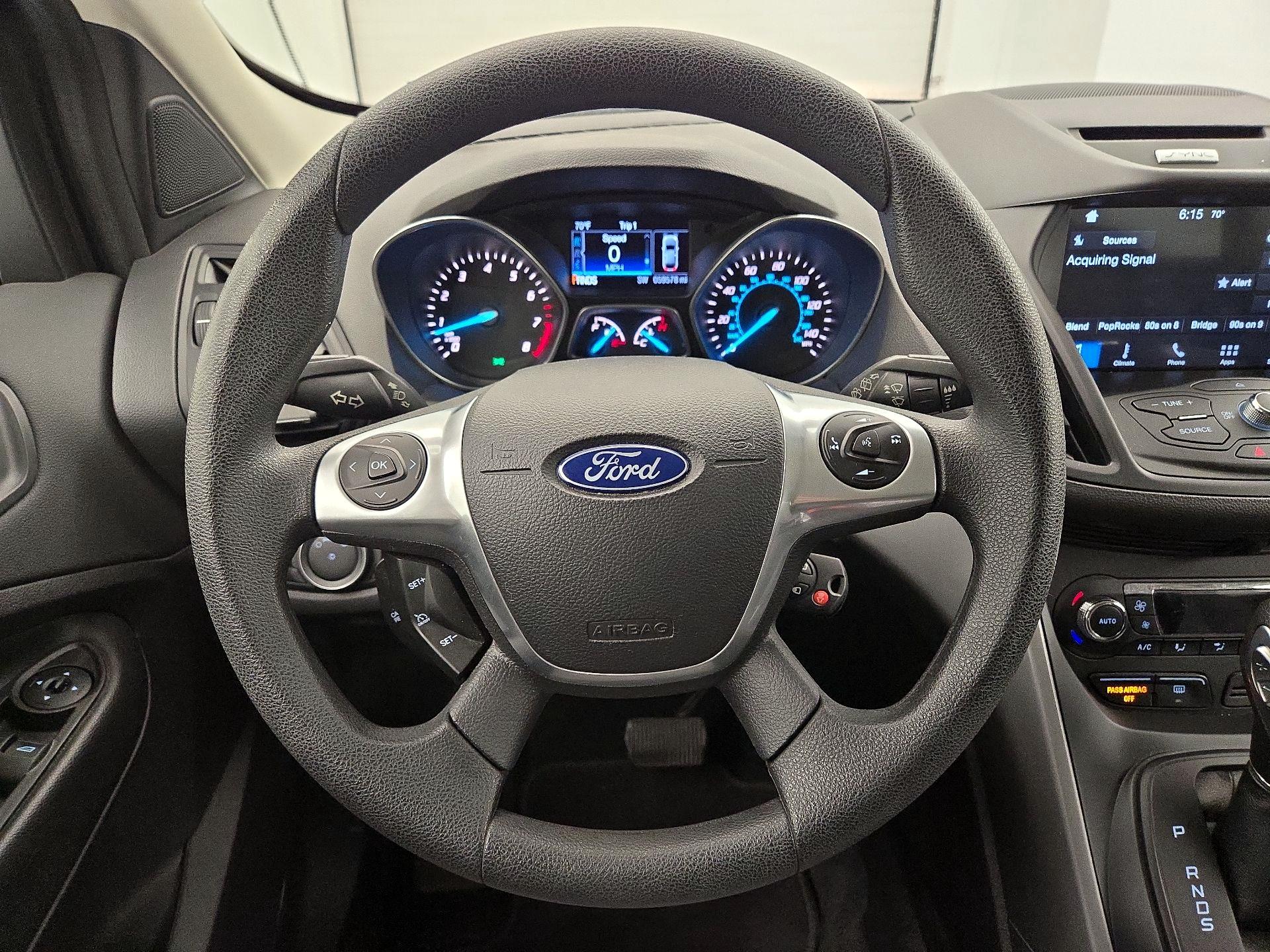 Thumbnail: 2016 Ford Escape - 10