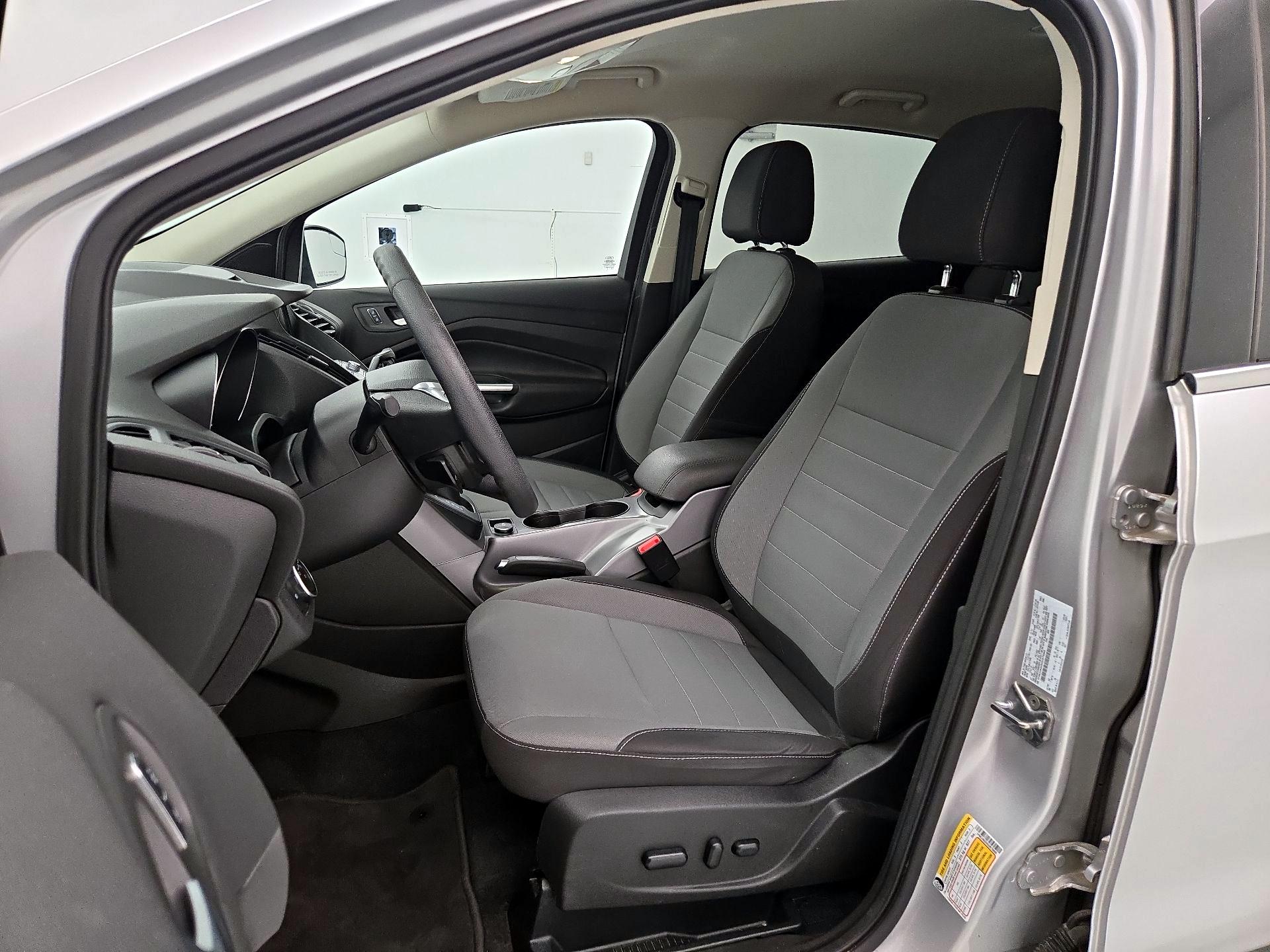 Thumbnail: 2016 Ford Escape - 11