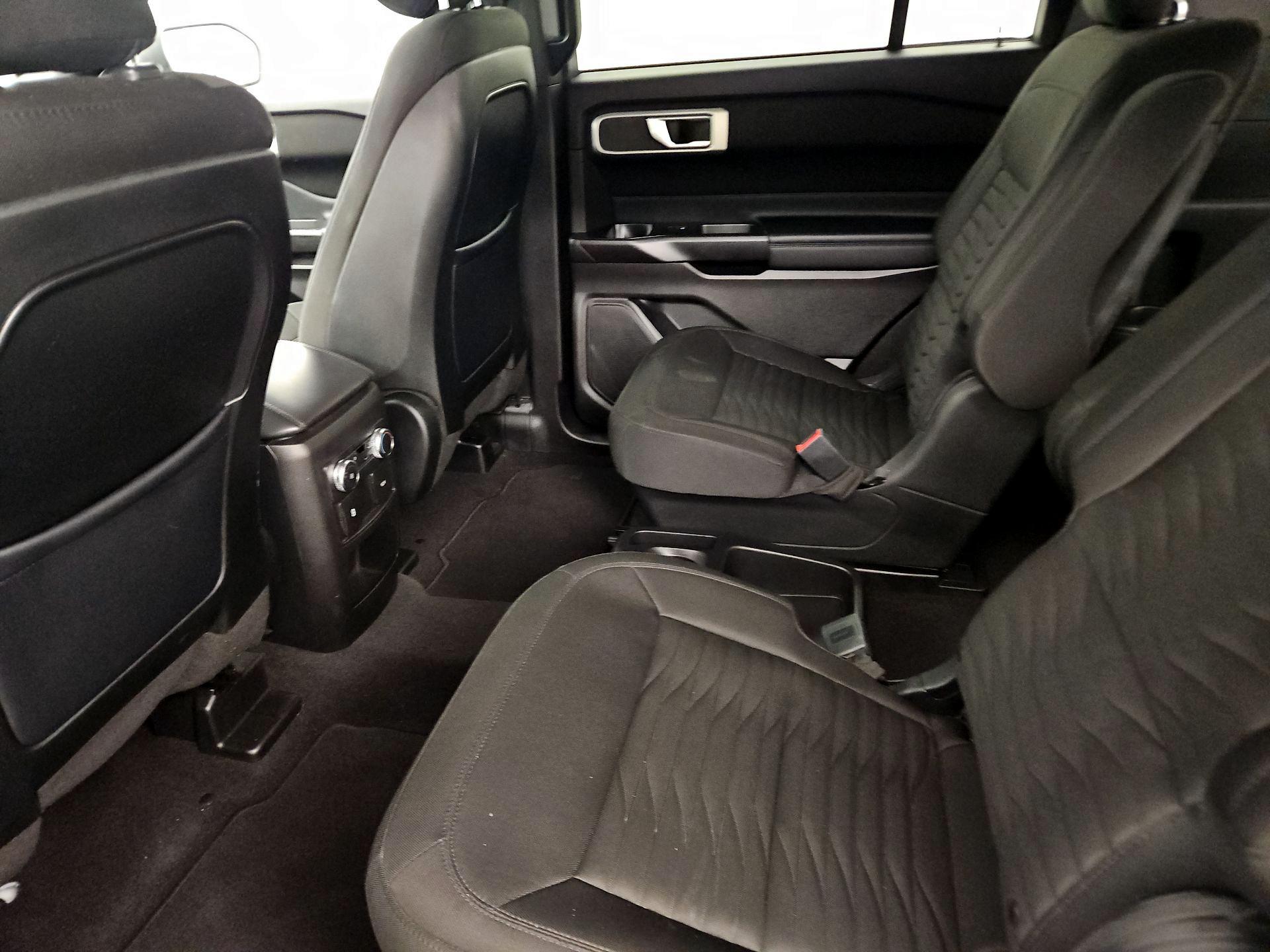 Thumbnail: 2020 Ford Explorer - 19