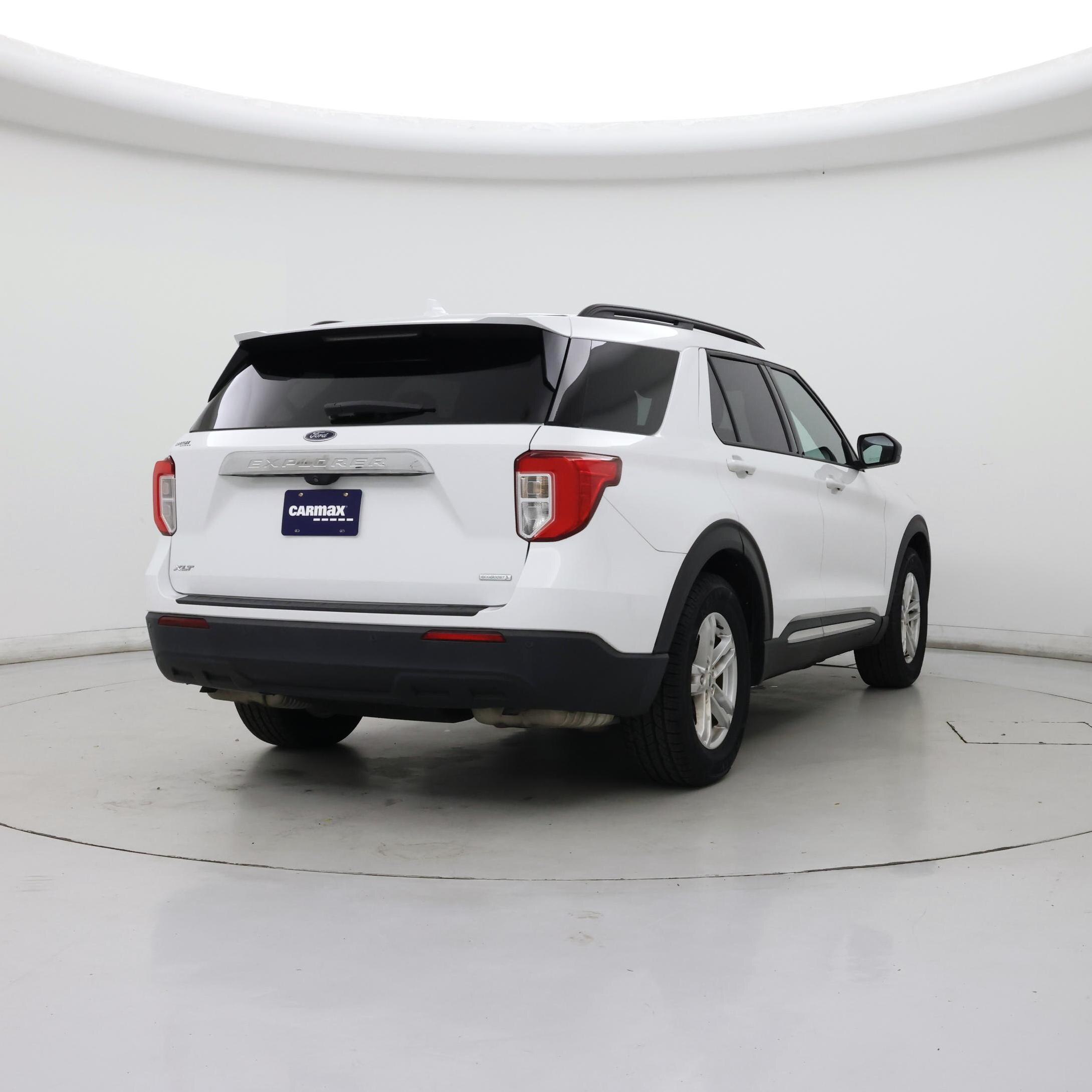 Thumbnail: 2020 Ford Explorer - 8