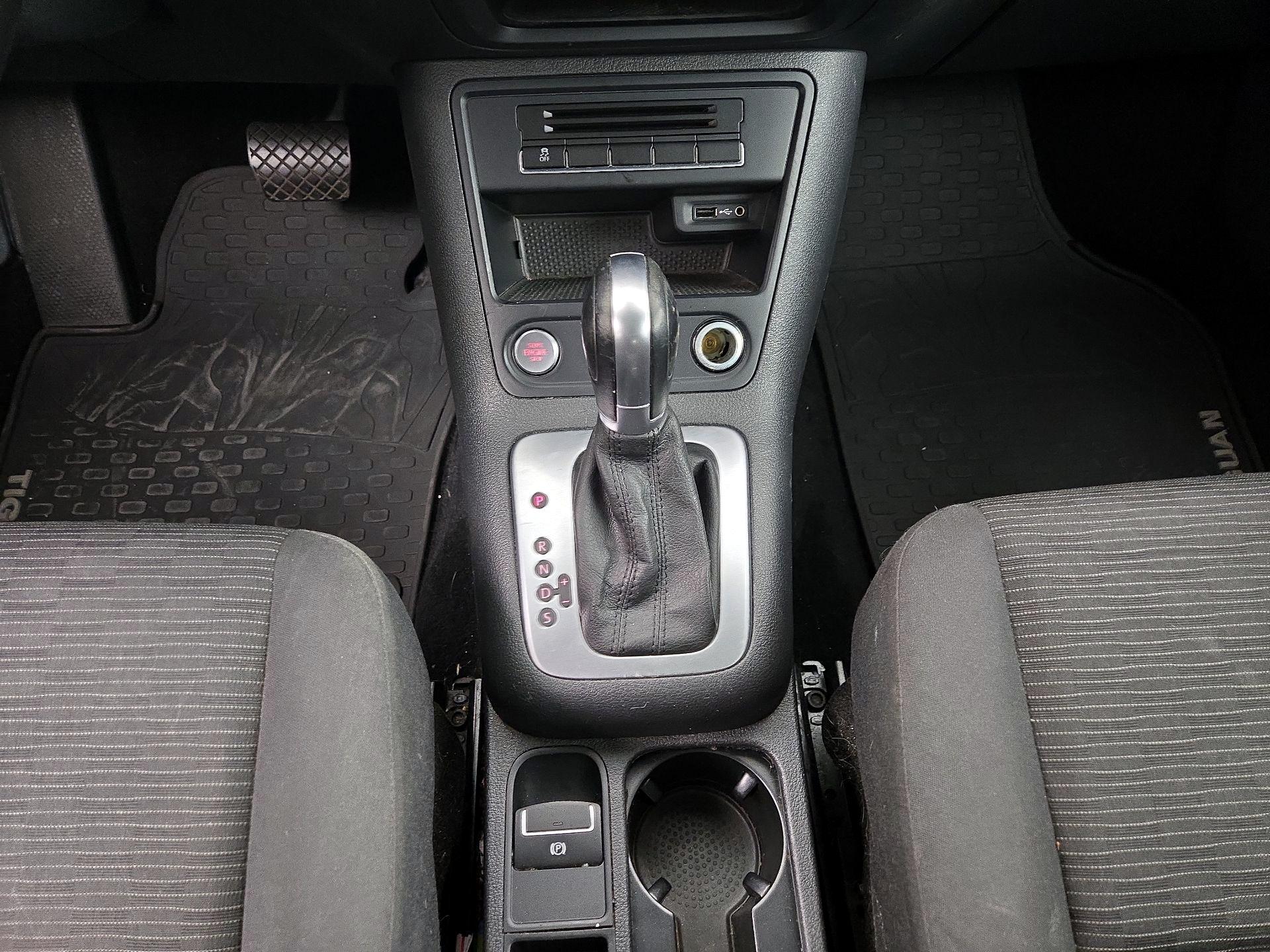 Thumbnail: 2017 Volkswagen Tiguan - 17