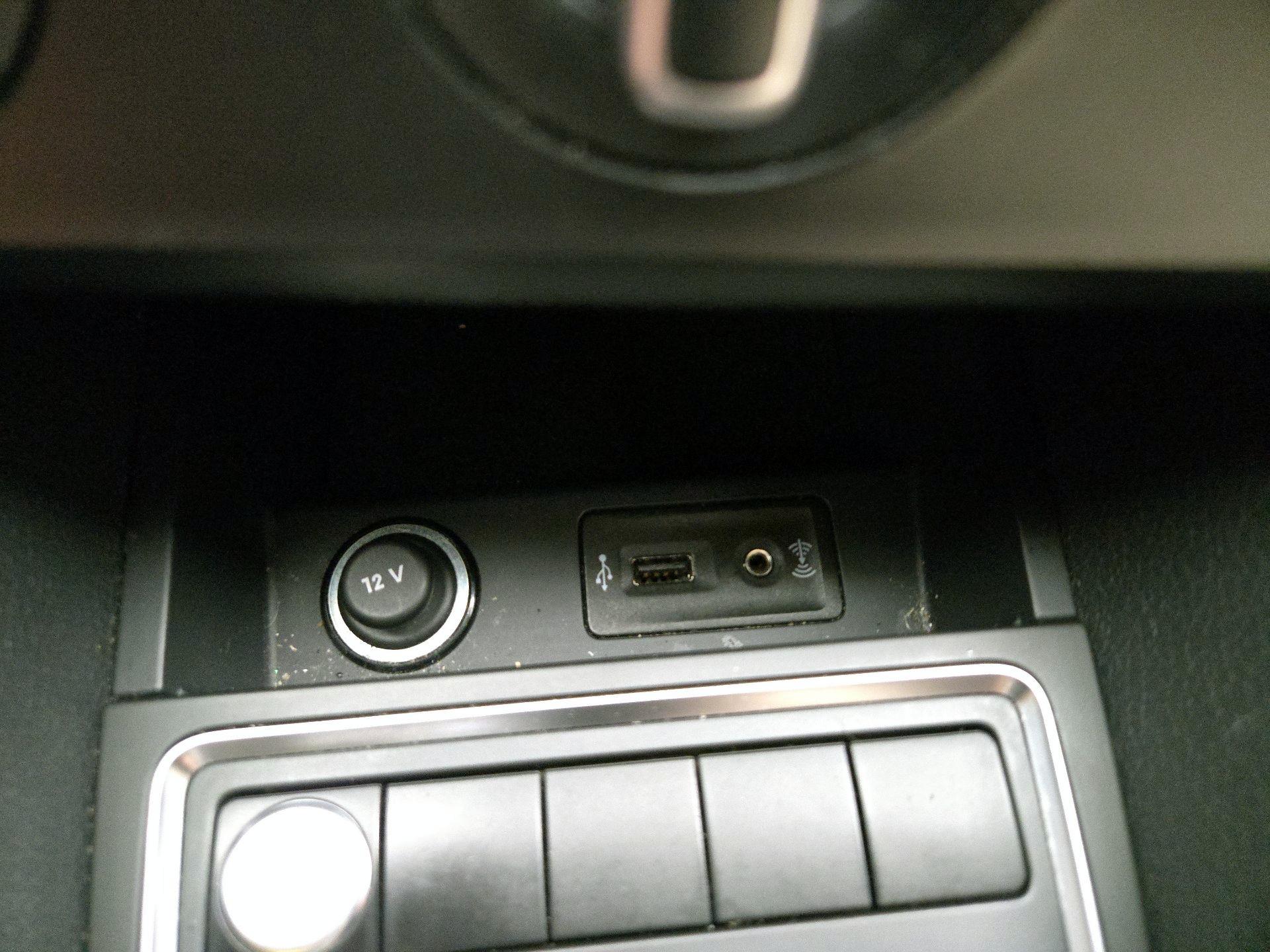 Thumbnail: 2017 Volkswagen Jetta - 18